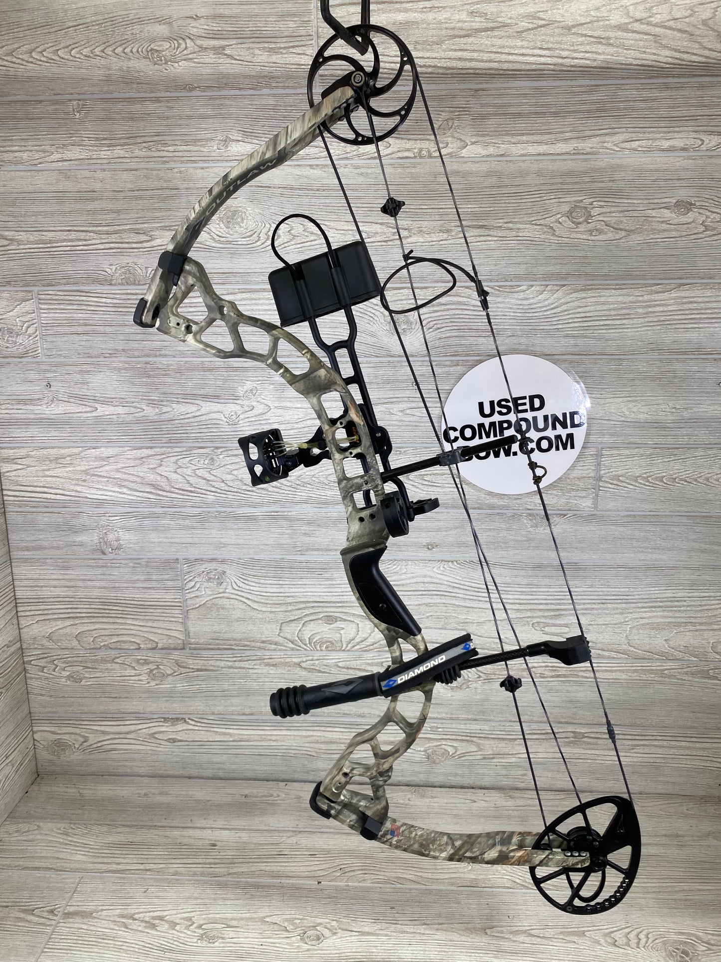 Diamond Outlaw Camo Right Handed Package 50-60#