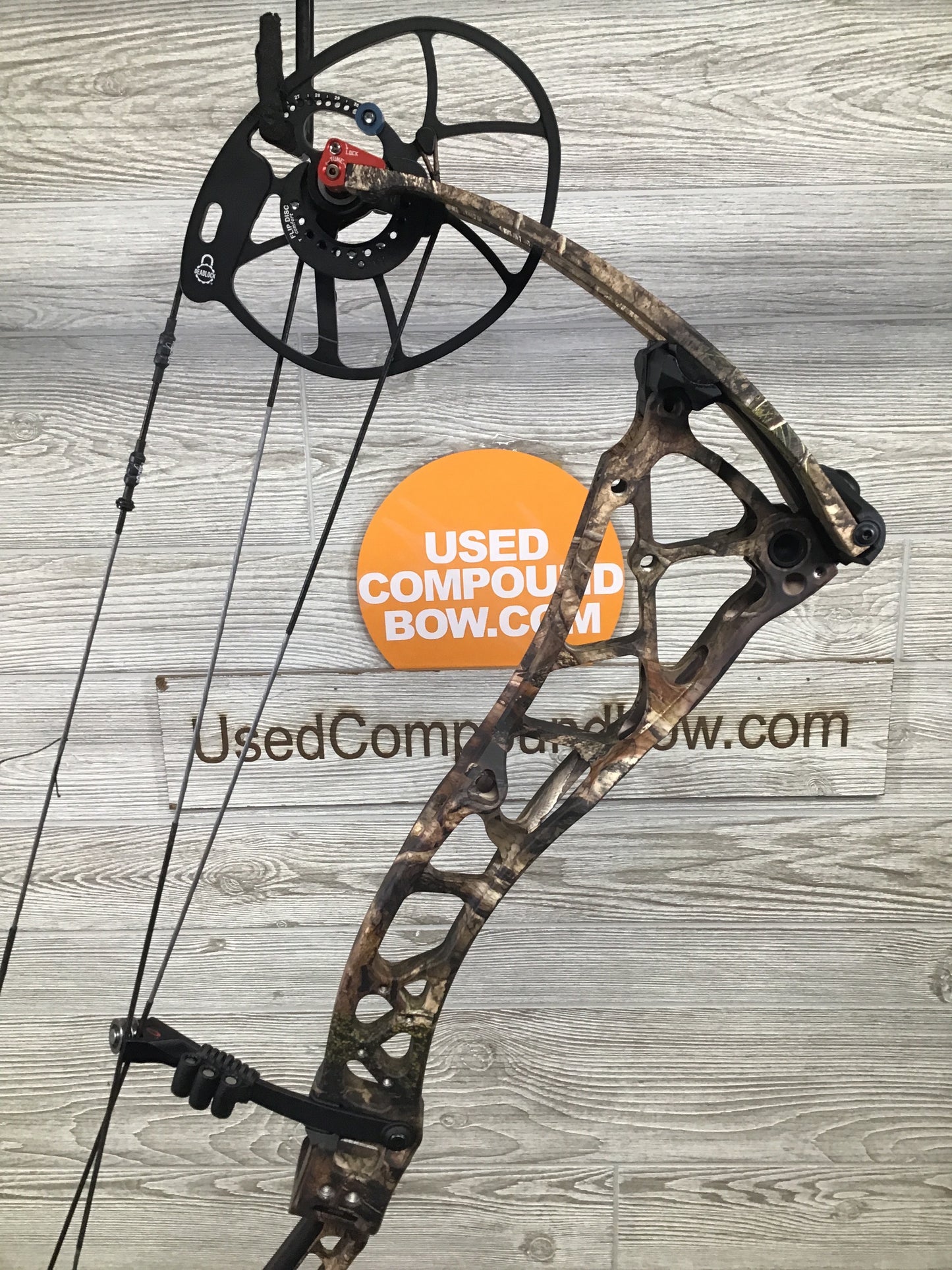 NEW Bowtech SS34 Mossy Oak Right Handed 70#