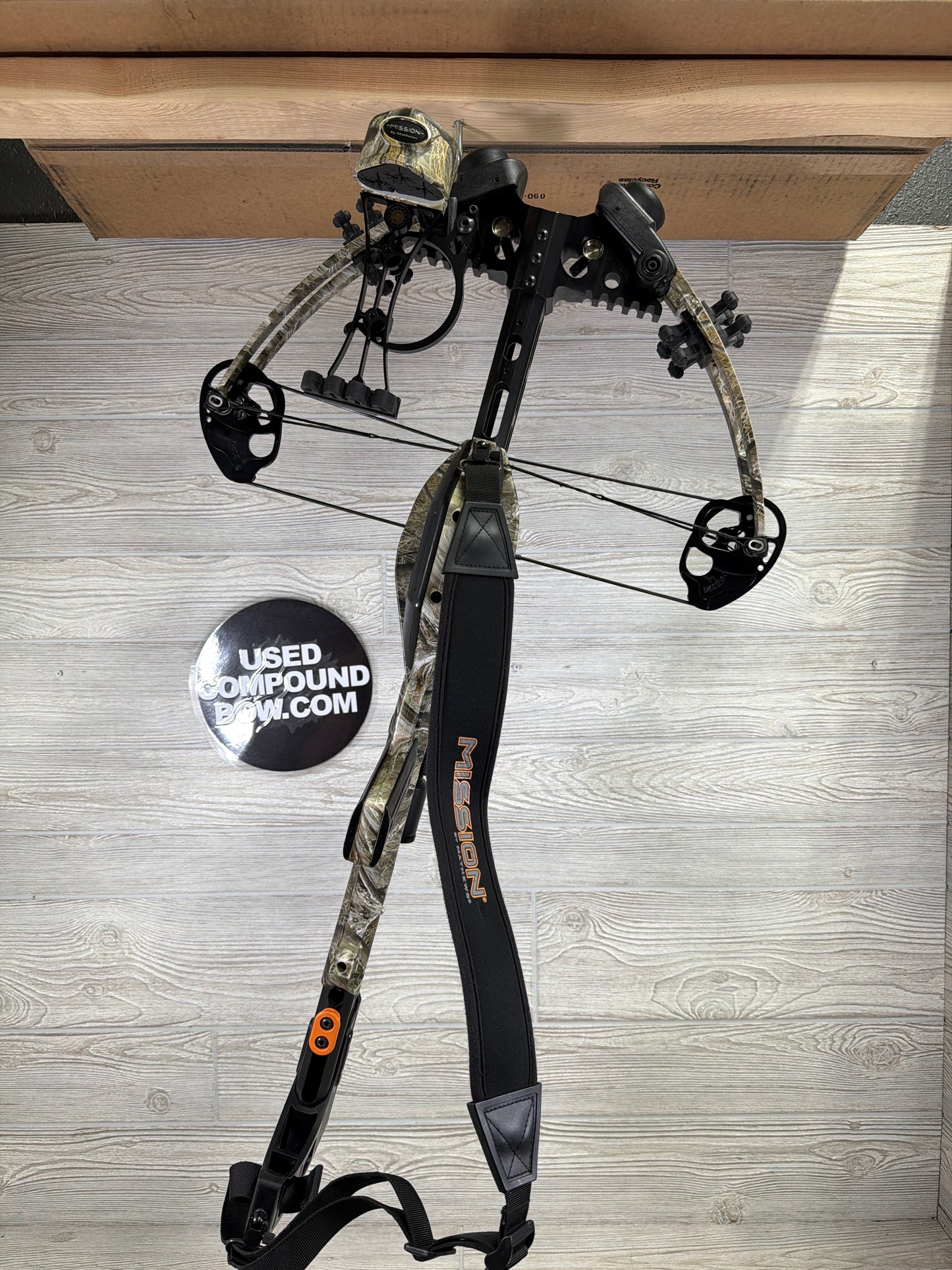 Used Mission MXB 320 Camo Crossbow Package