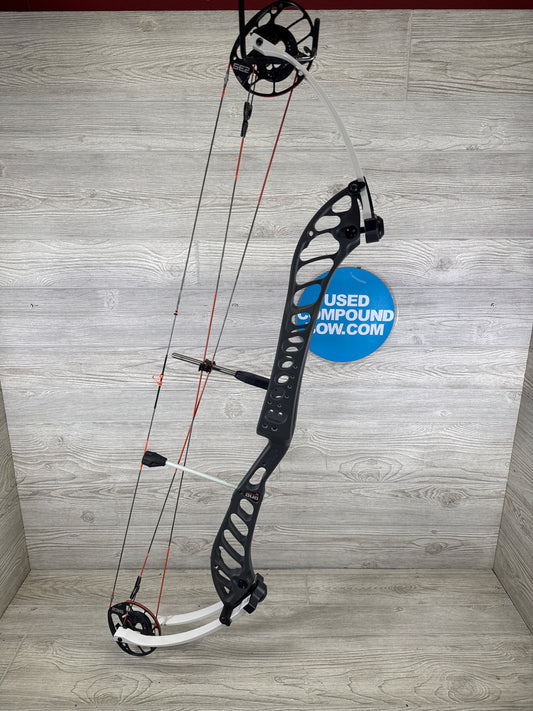 Used PSE Dominator DUO SE2 38 50-60# Charcoal W/White Limbs