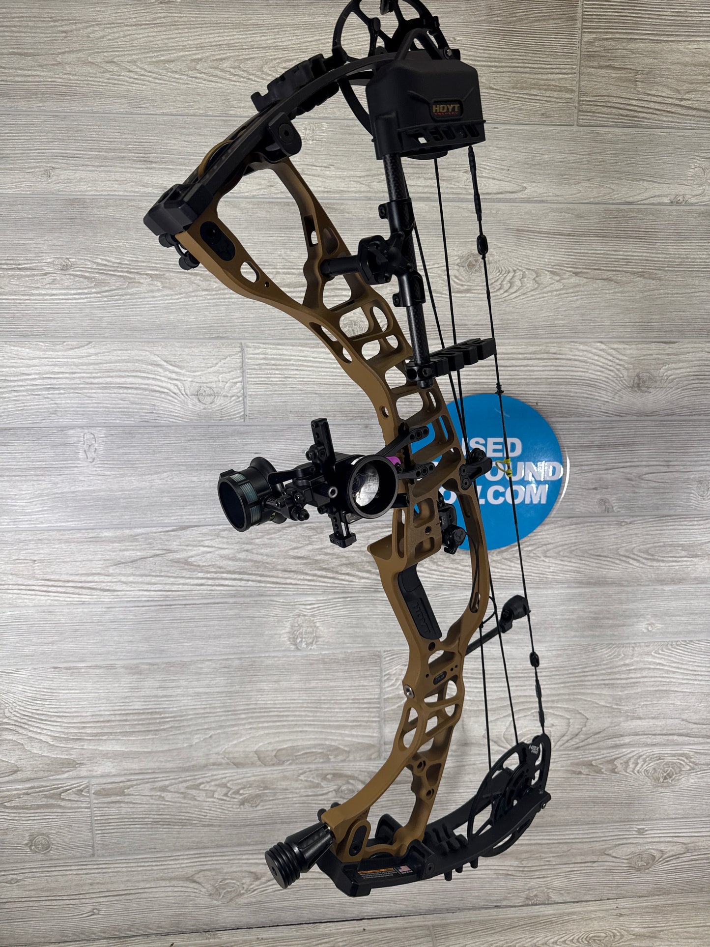Hoyt VTM 31 Left Hand Burbon package