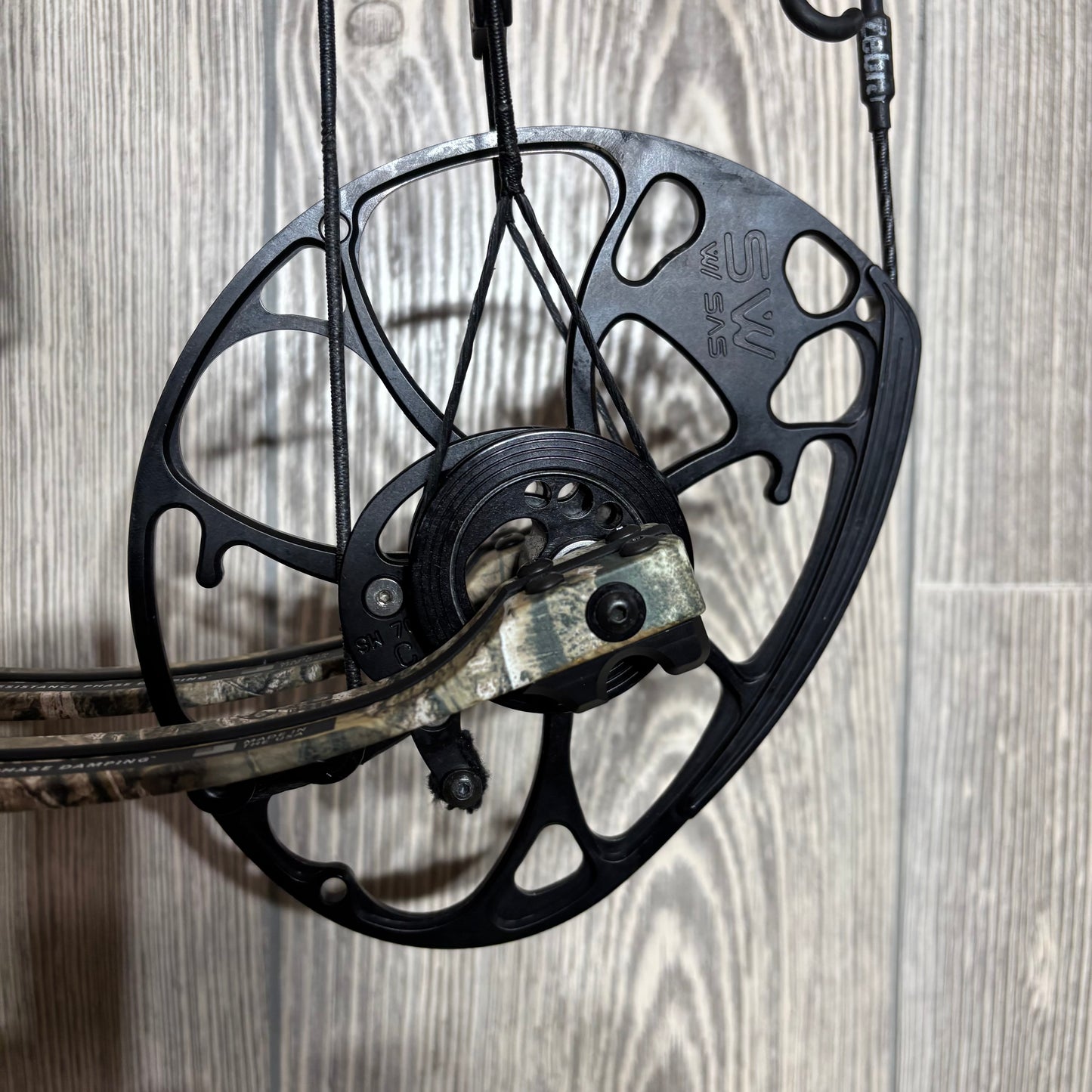 Used Mathews Phase4 29 LH Realtree