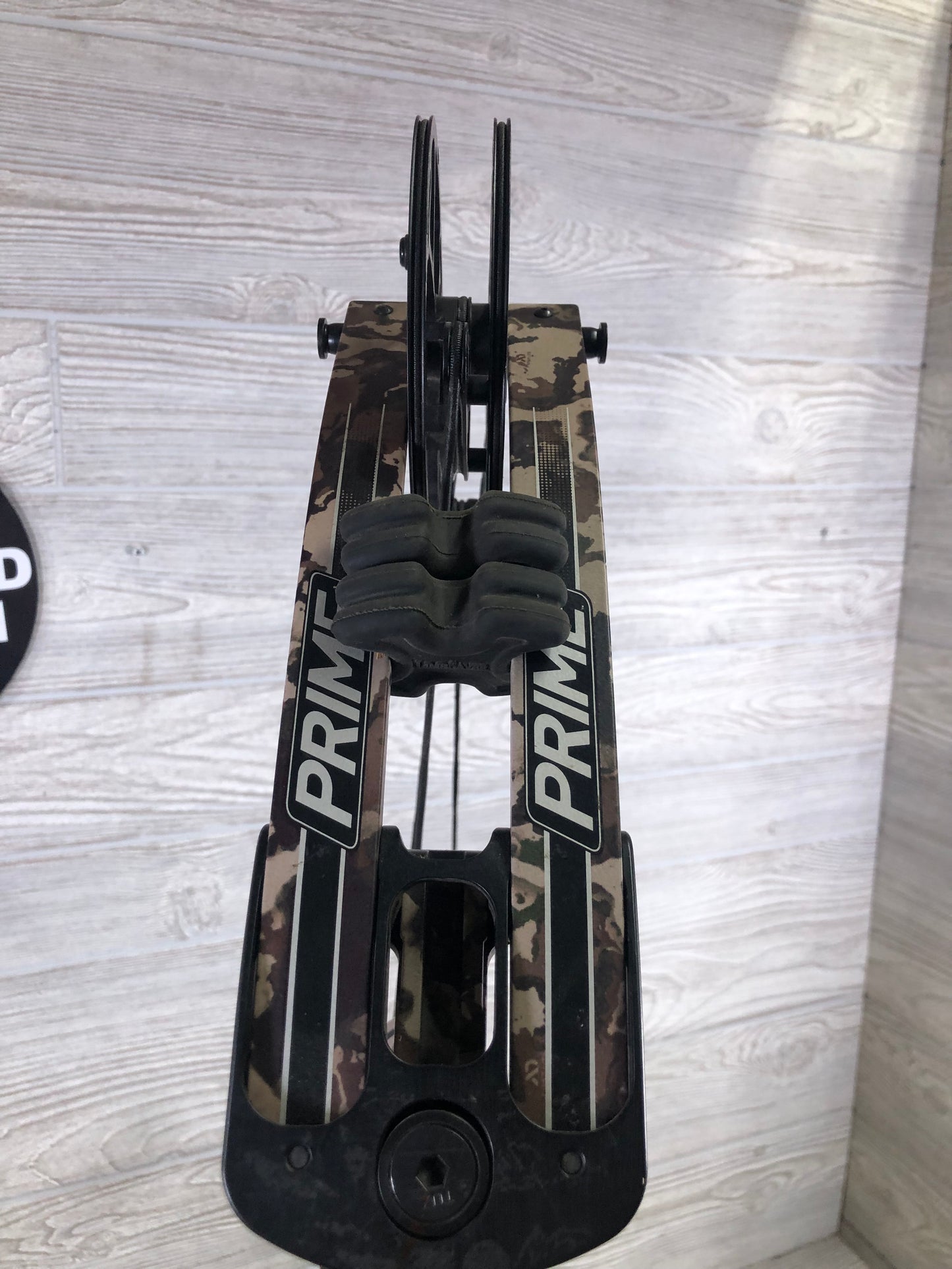 Prime Logic First Lite Camo RH 65lbs 28.5" Draw Bow