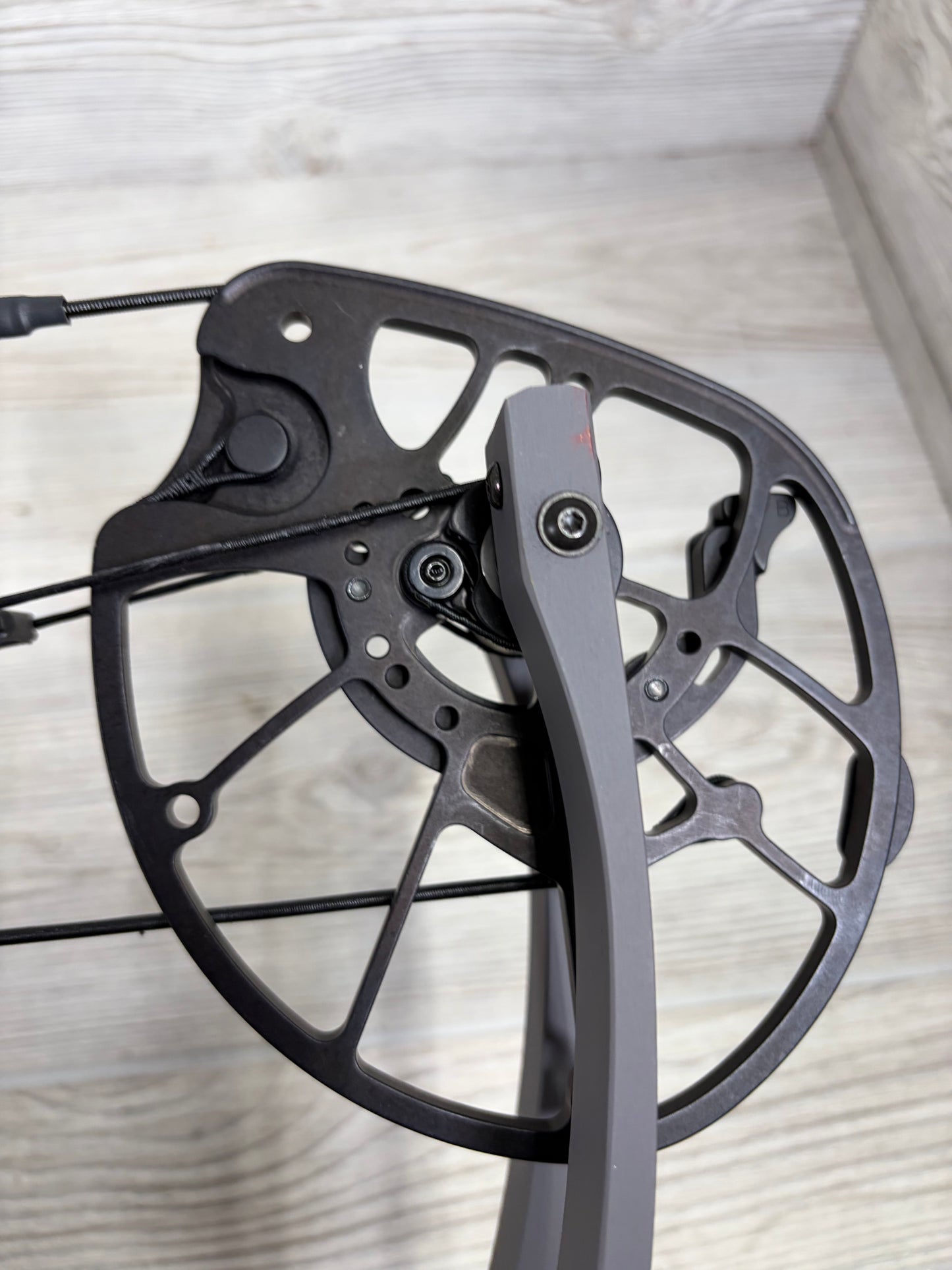 Hoyt RX-9 Ultra Left Handed 60-70# Tombstone 29/70