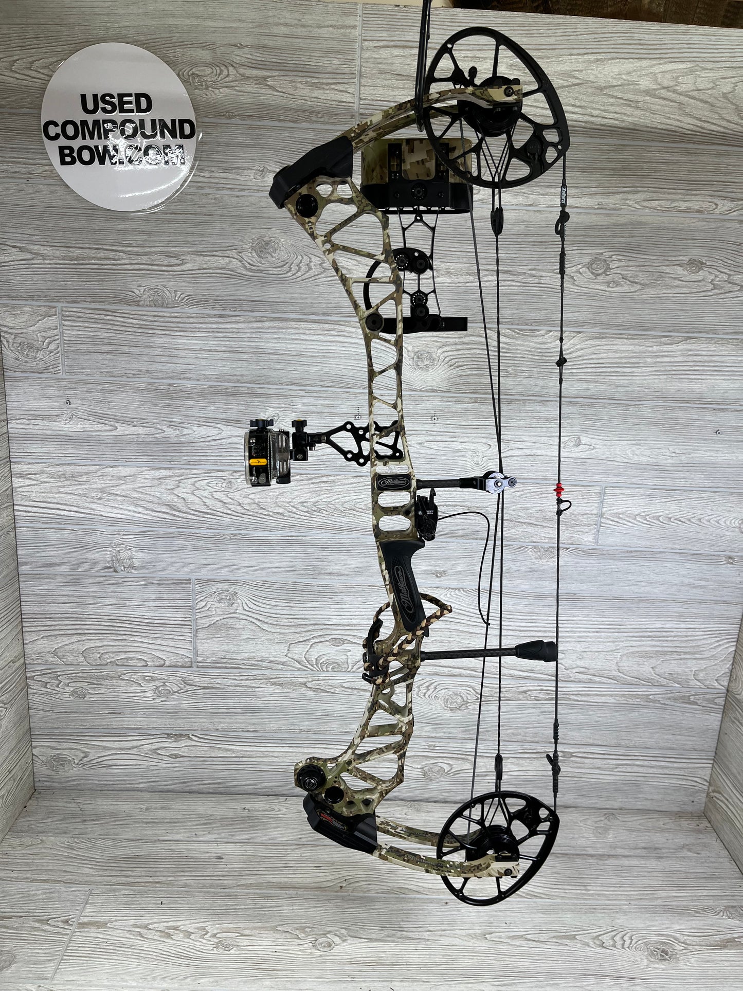 Used Mathews Traverse Right Handed 50-60lb Sub Alpine LOADED Package
