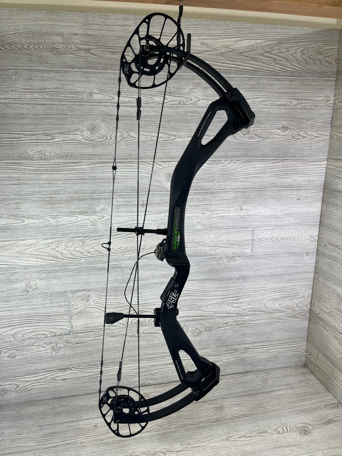 Used PSE Carbon Levitate Left Hand EC2 Cam Nock On edition Black