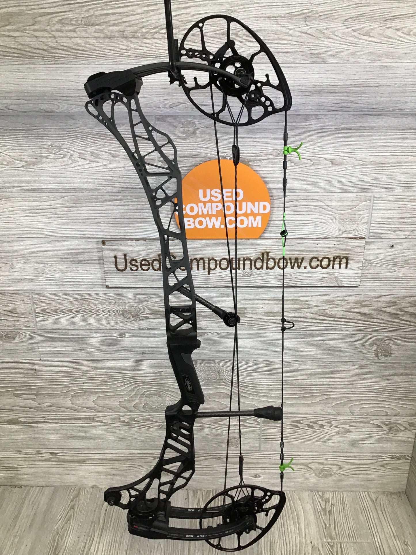 Used Mathews Lift X 29.5 RH Shale Fade to Black - Current 70/28.5/80%
