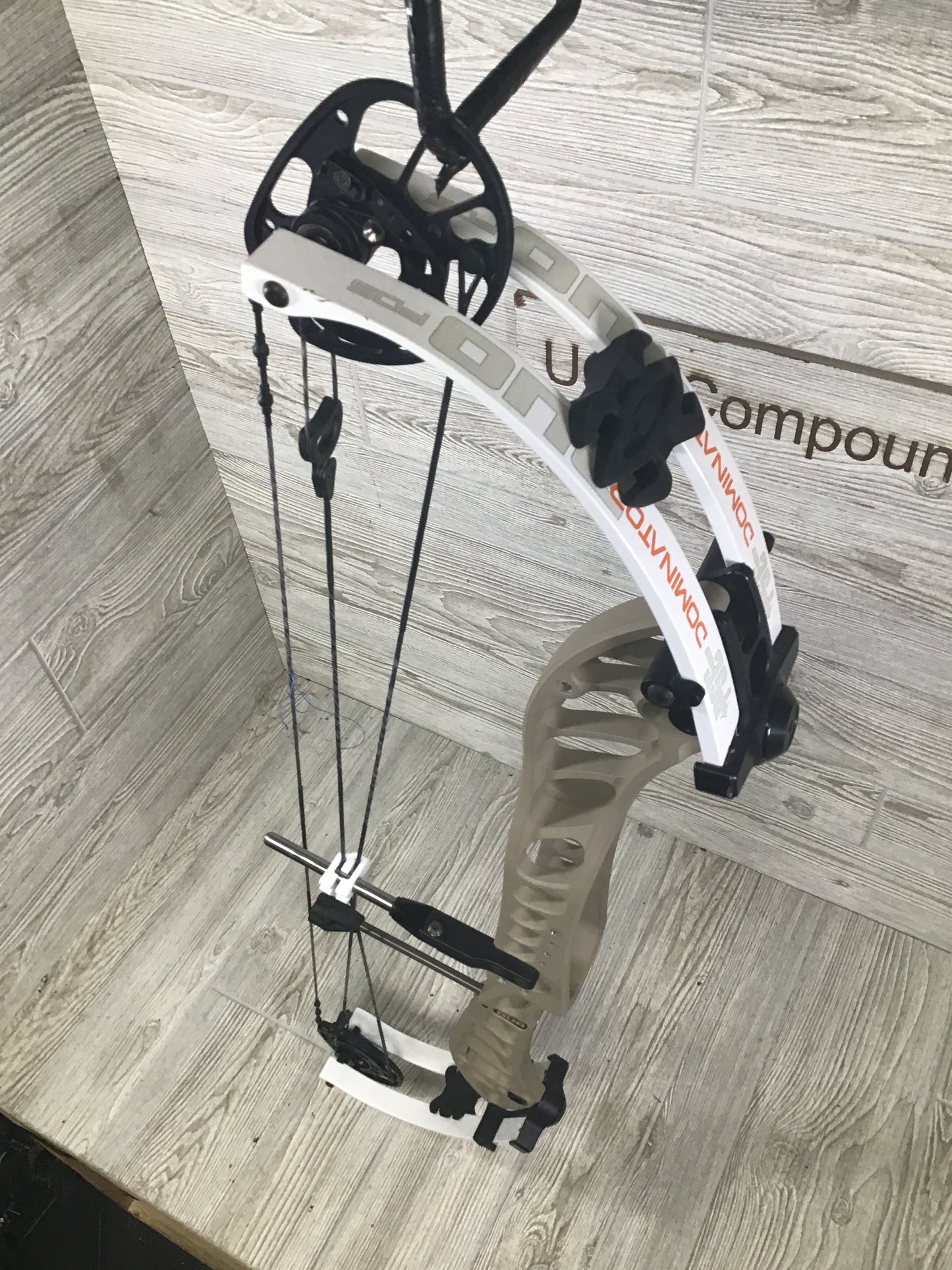 Used PSE Dominator DUO 38 50-60# Tan W/White Limbs