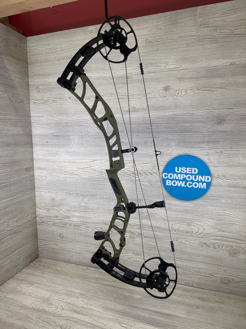 Elite Omnia Right Hand 70lb OD Green