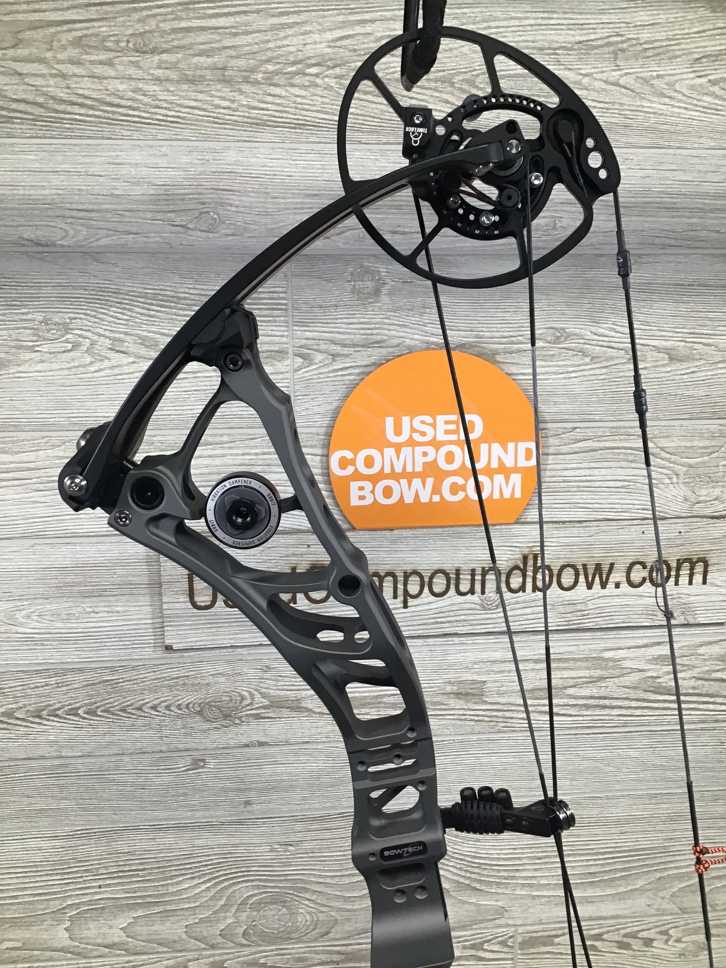 Used Bowtech Virtue RH Tac Grey 60-70#