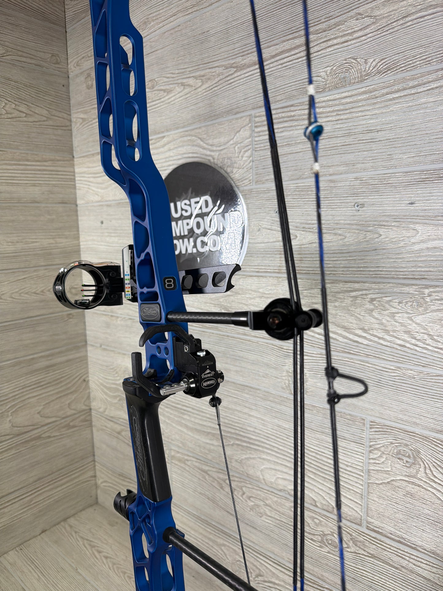 Used Mathews TRX 8 Right Handed Blue Black limbs 50# 28" Bow Package