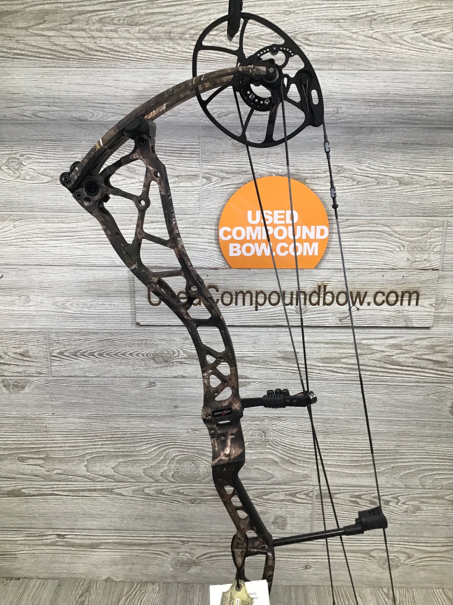 NEW Bowtech SX80 Mossy Oak Right Handed 29/80#