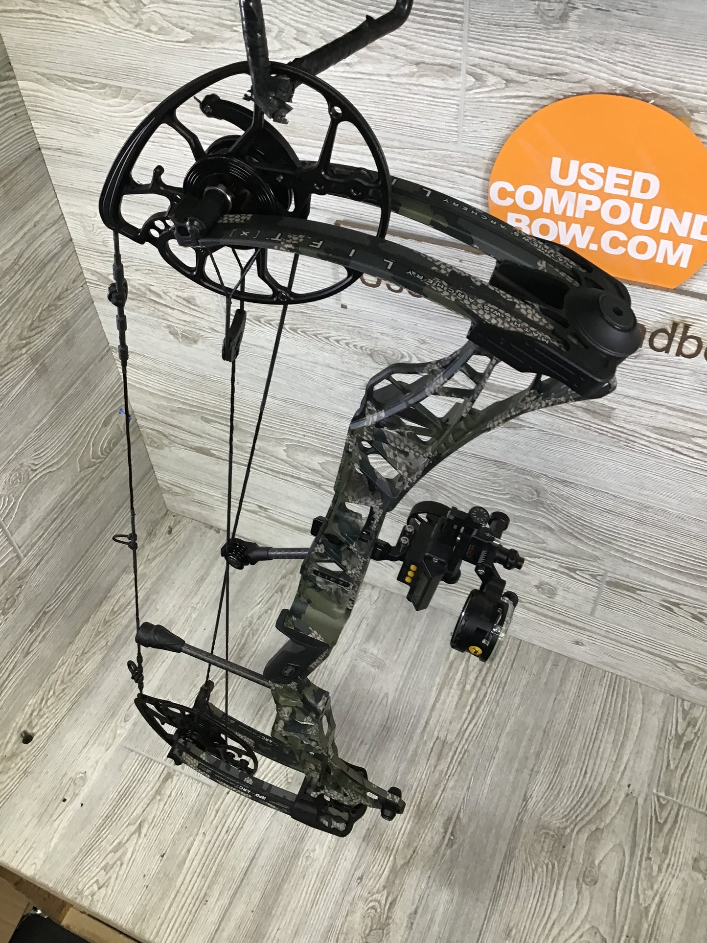 Mathews Lift X 29.5 Left Hand Kuiu Verde 2.0 26.5/70