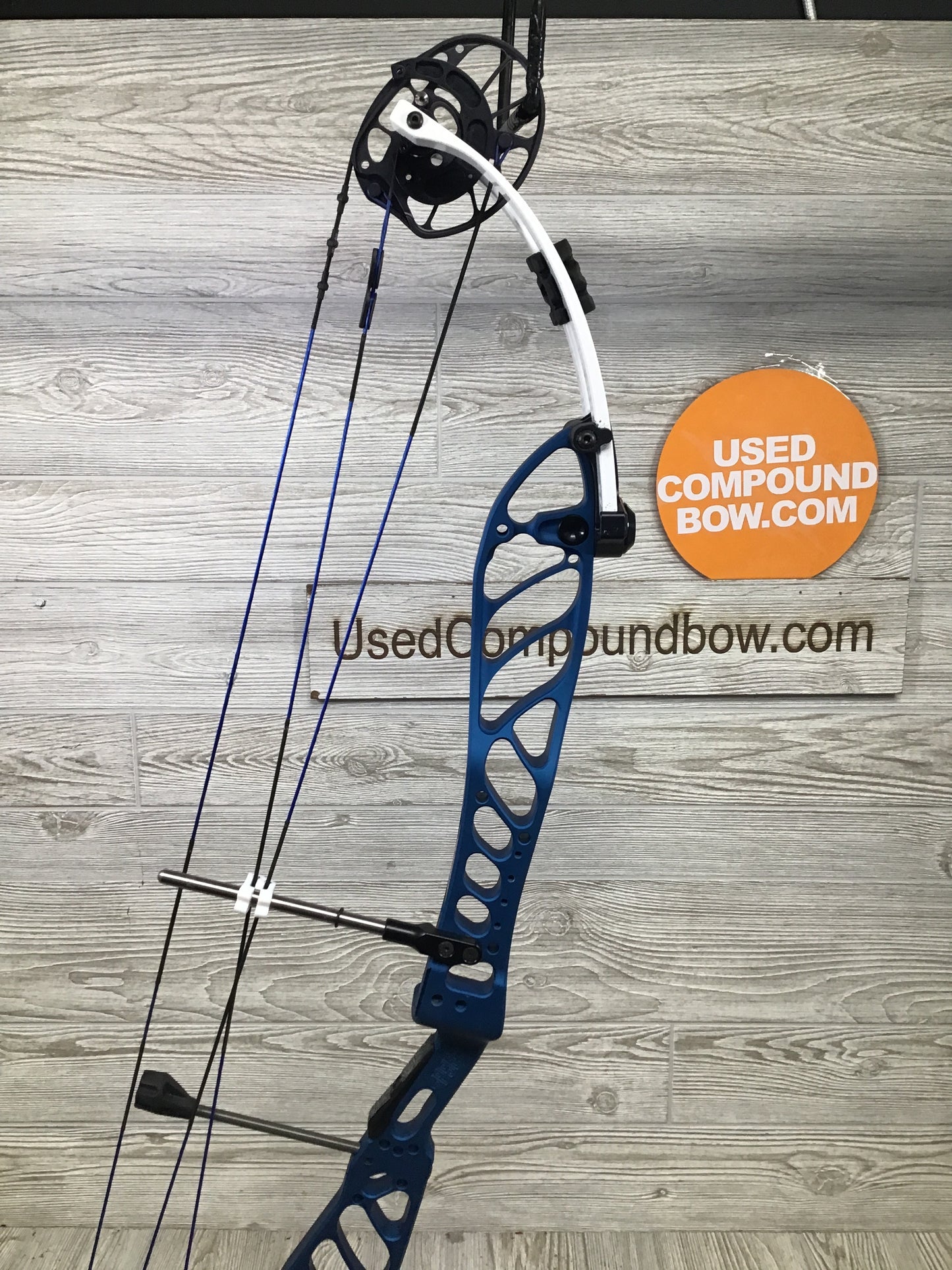 PSE Supra X 40 EM2 Blue 50-60# with extra set of 40-50#