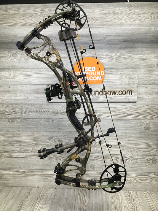 Used Hoyt Carbon RX-3 27-30 40-50# realtree Right handed package