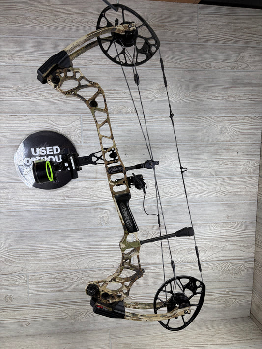 Used Mathews Triax 29" 70lb Right Hand Subalpine Camo Pkg