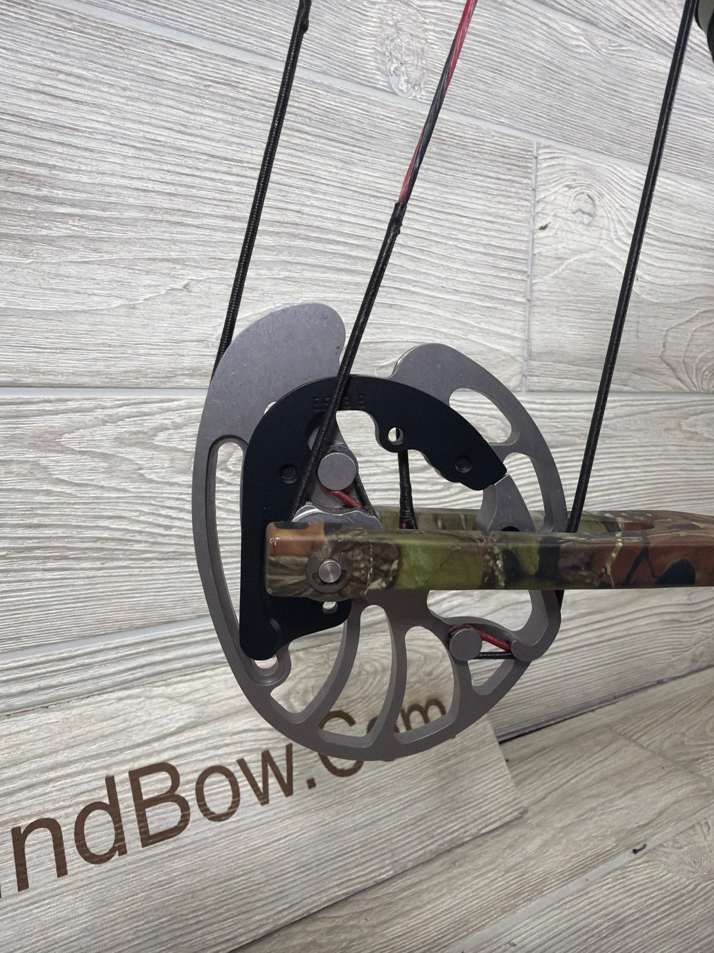 Used Bow tech Allegiance 60lb 28" Camo Bow Pkg