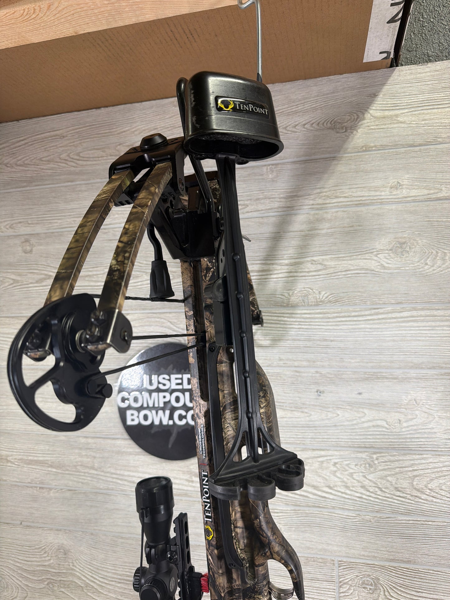 Used Tenpoint Titan RCX Crossbow w/ Acuslide