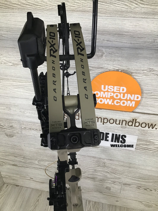 Hoyt RX-10 RH Sandstorm 70lb RTH Package
