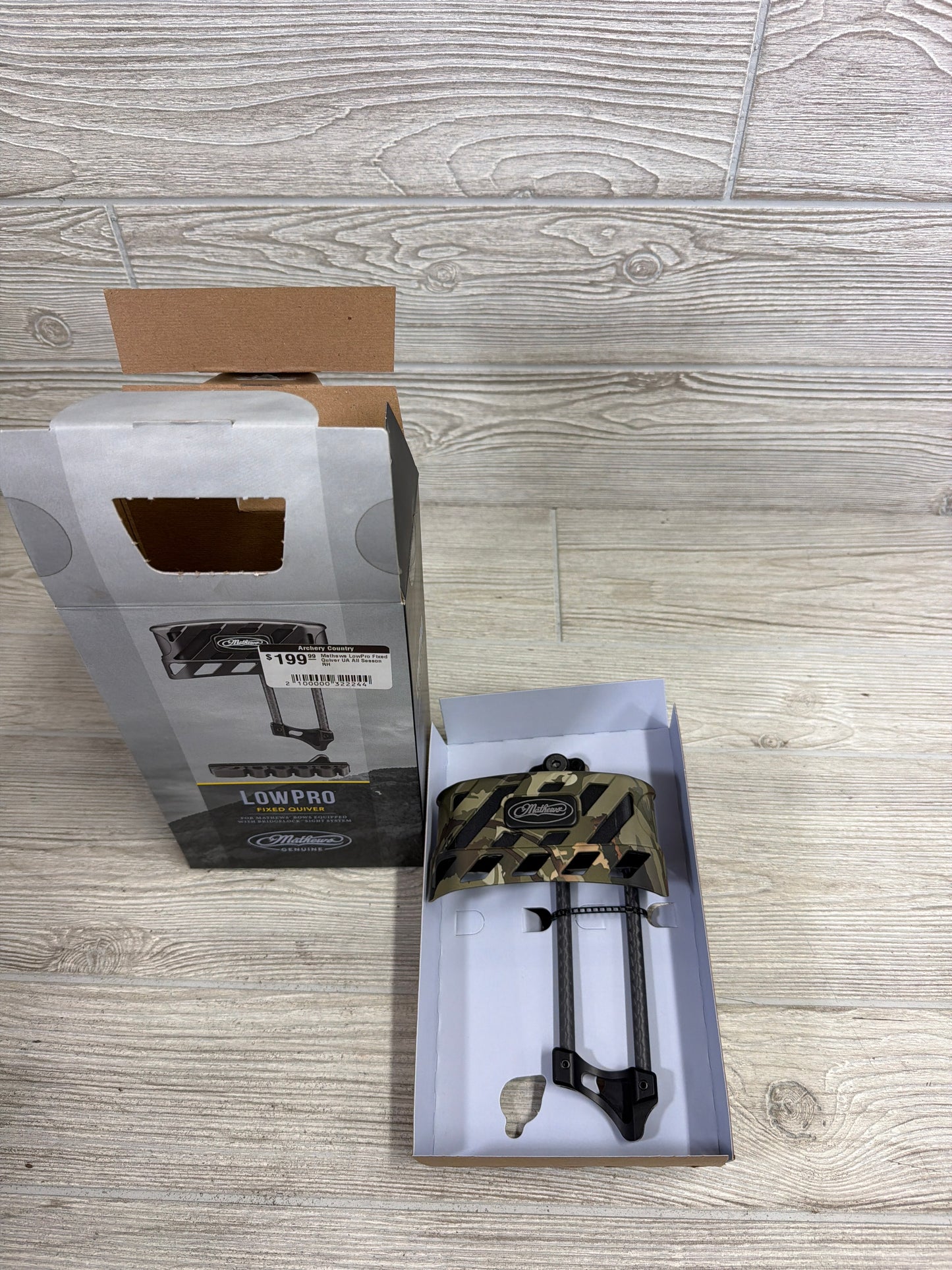Mathews LowPro Fixed Quiver Under Armour Forest Right Hand (Copy)
