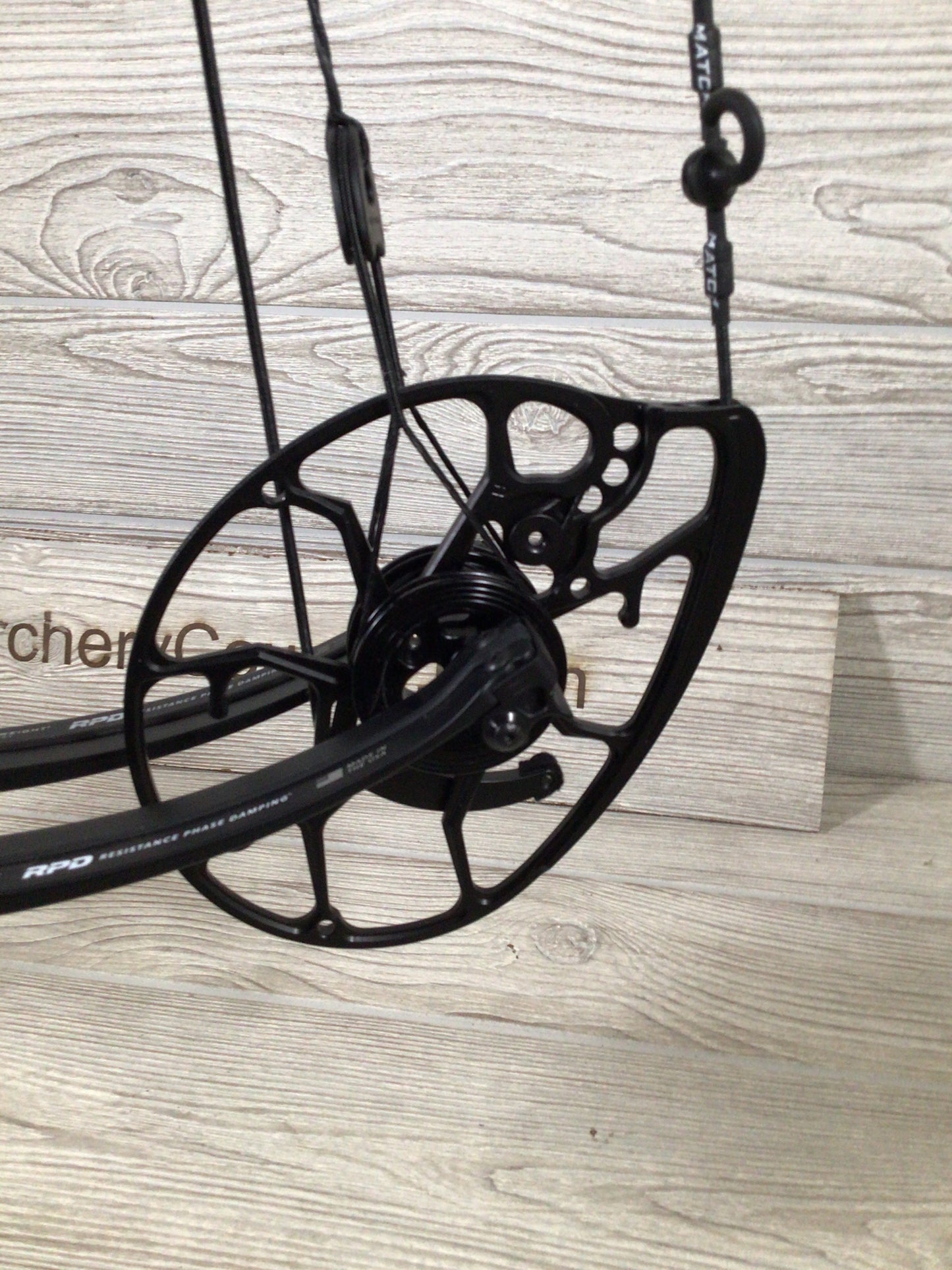Mathews Lift 29.5 Granite fade to Black RH