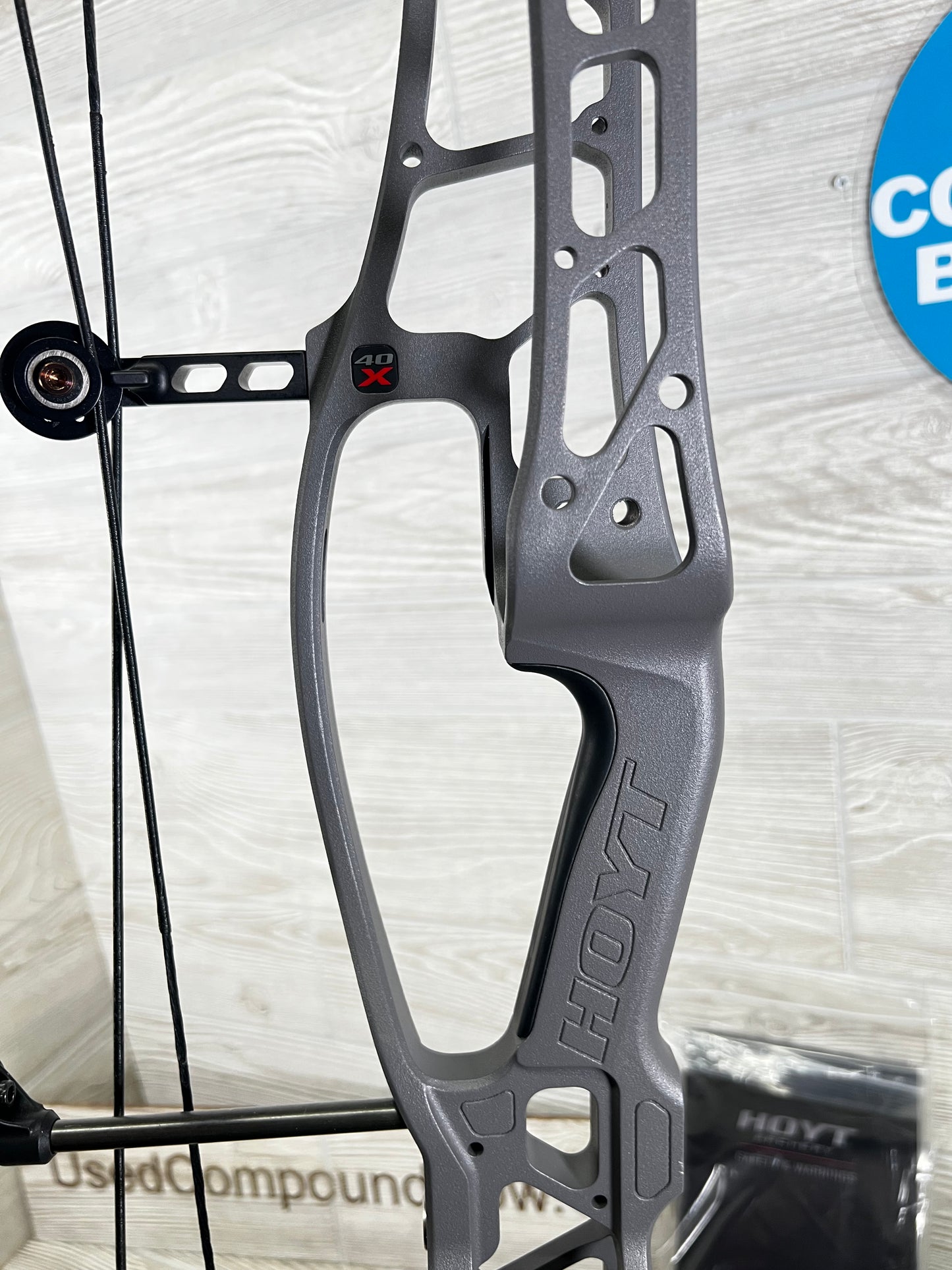 Hoyt Concept X 40 Left Hand Tombstone 60#
