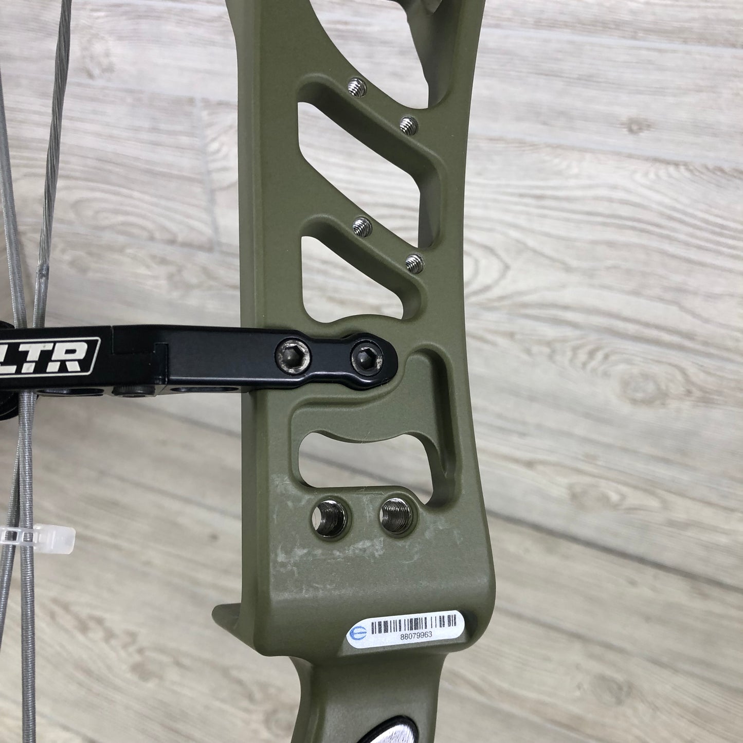 Elite Omnia RH OD Green right handed 60-70