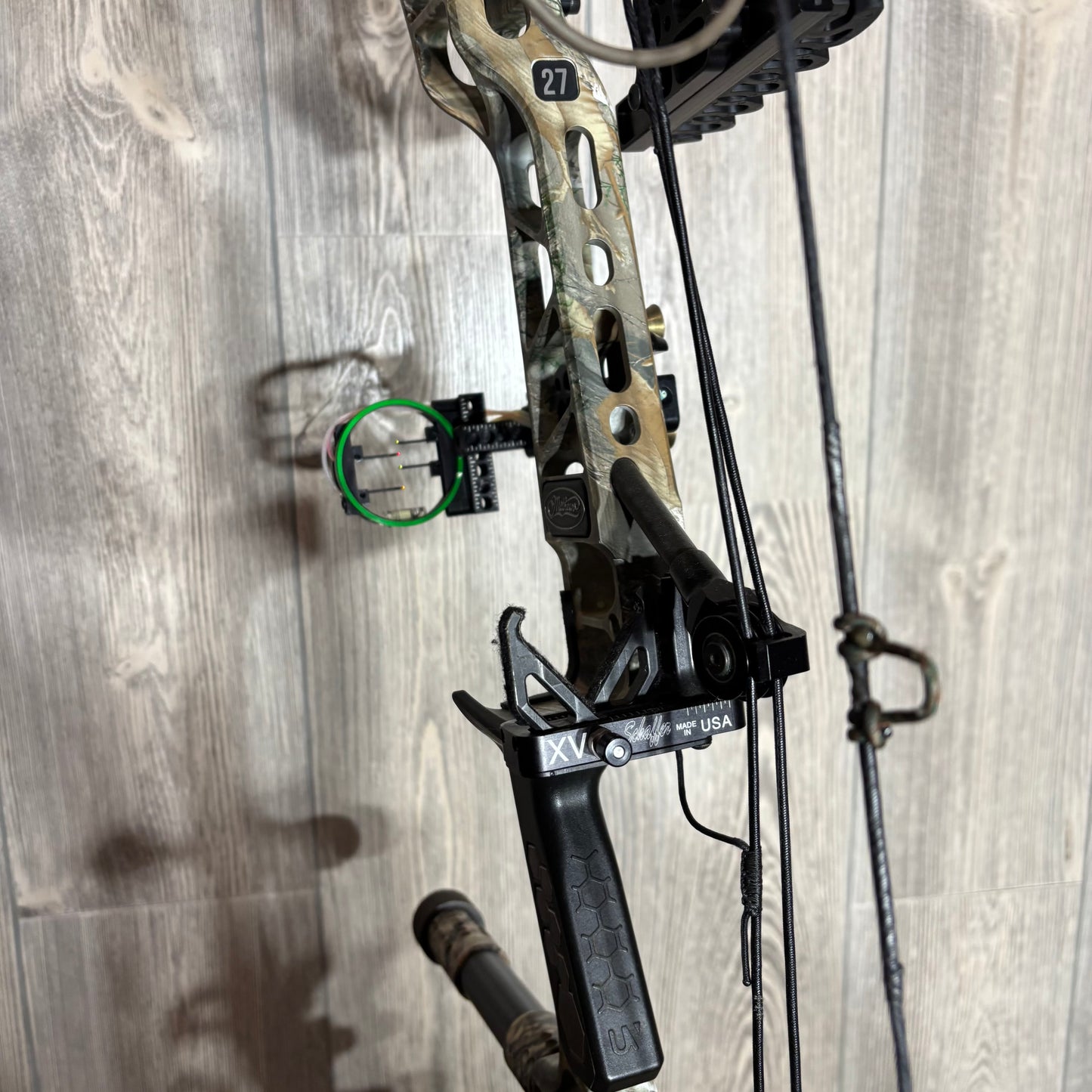 Used Mathews V3 27 RH Realtree Camo Package