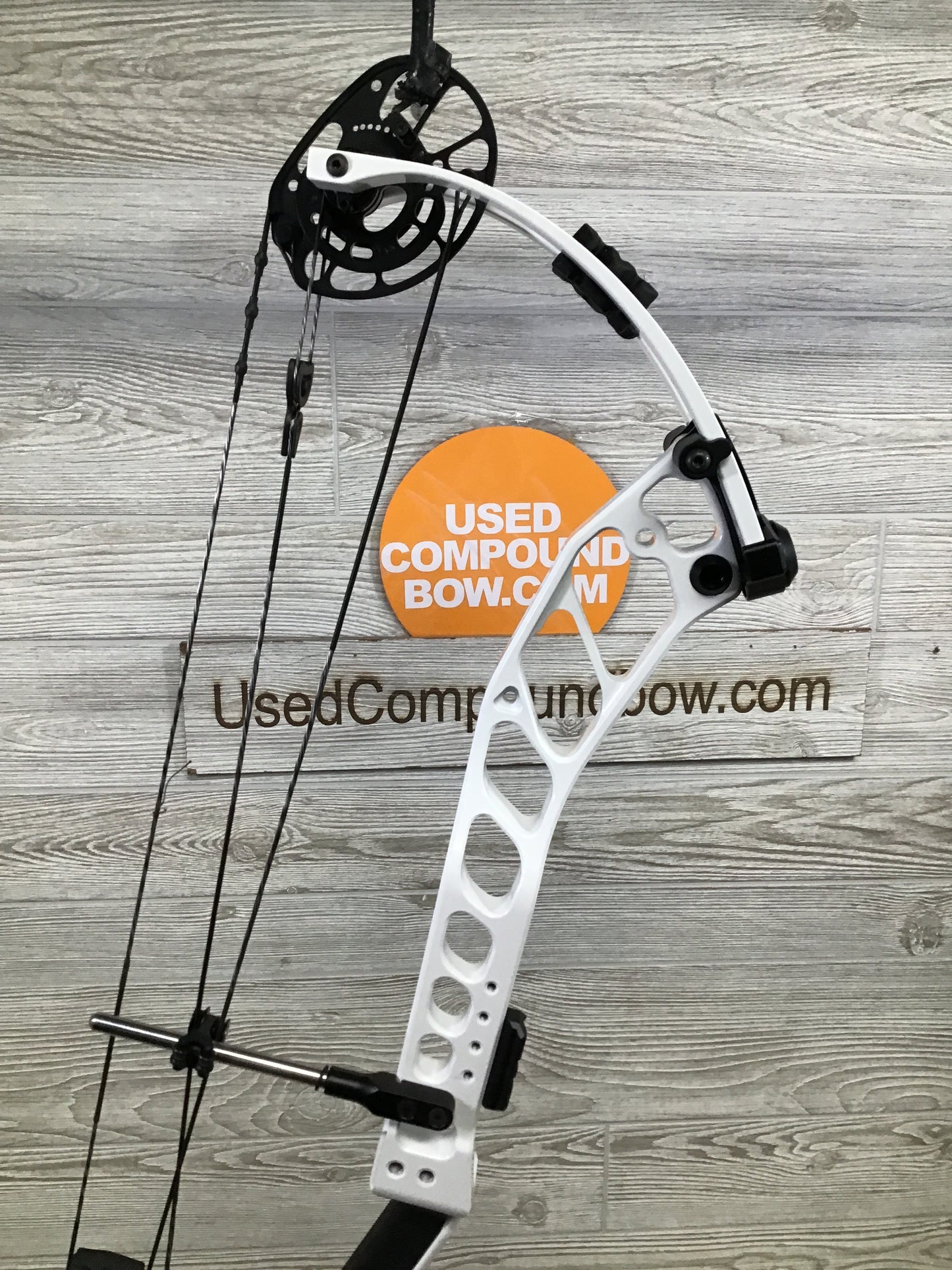 NEW IN BOX W/ WARRANTY PSE Shootdown Pro - 36 - RH - 70 - White - M2 Cams