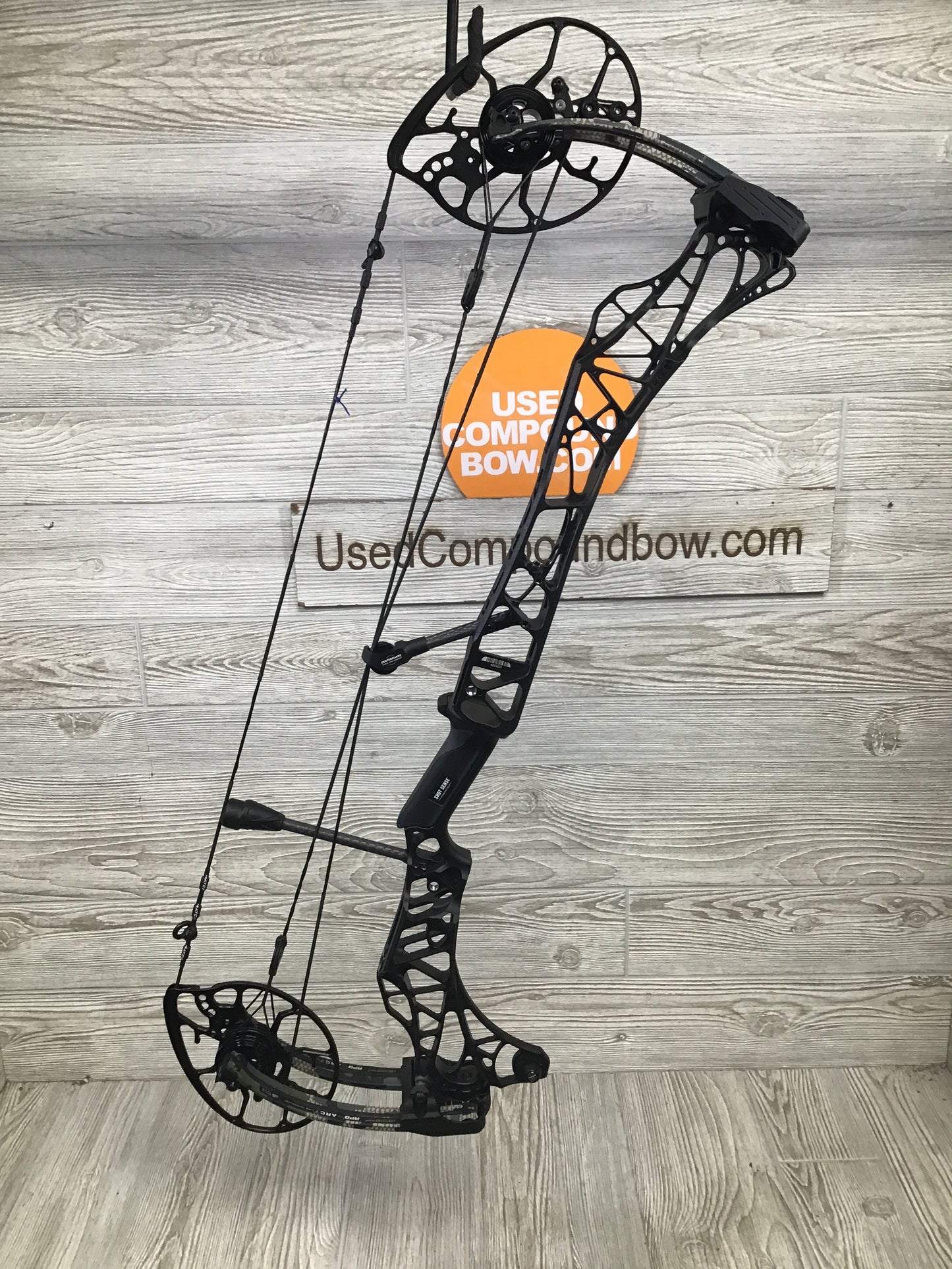 Used Mathews Lift X 29.5 Right Hand Black riser/Kuiu Verde limbs Bow 29.5"/70#