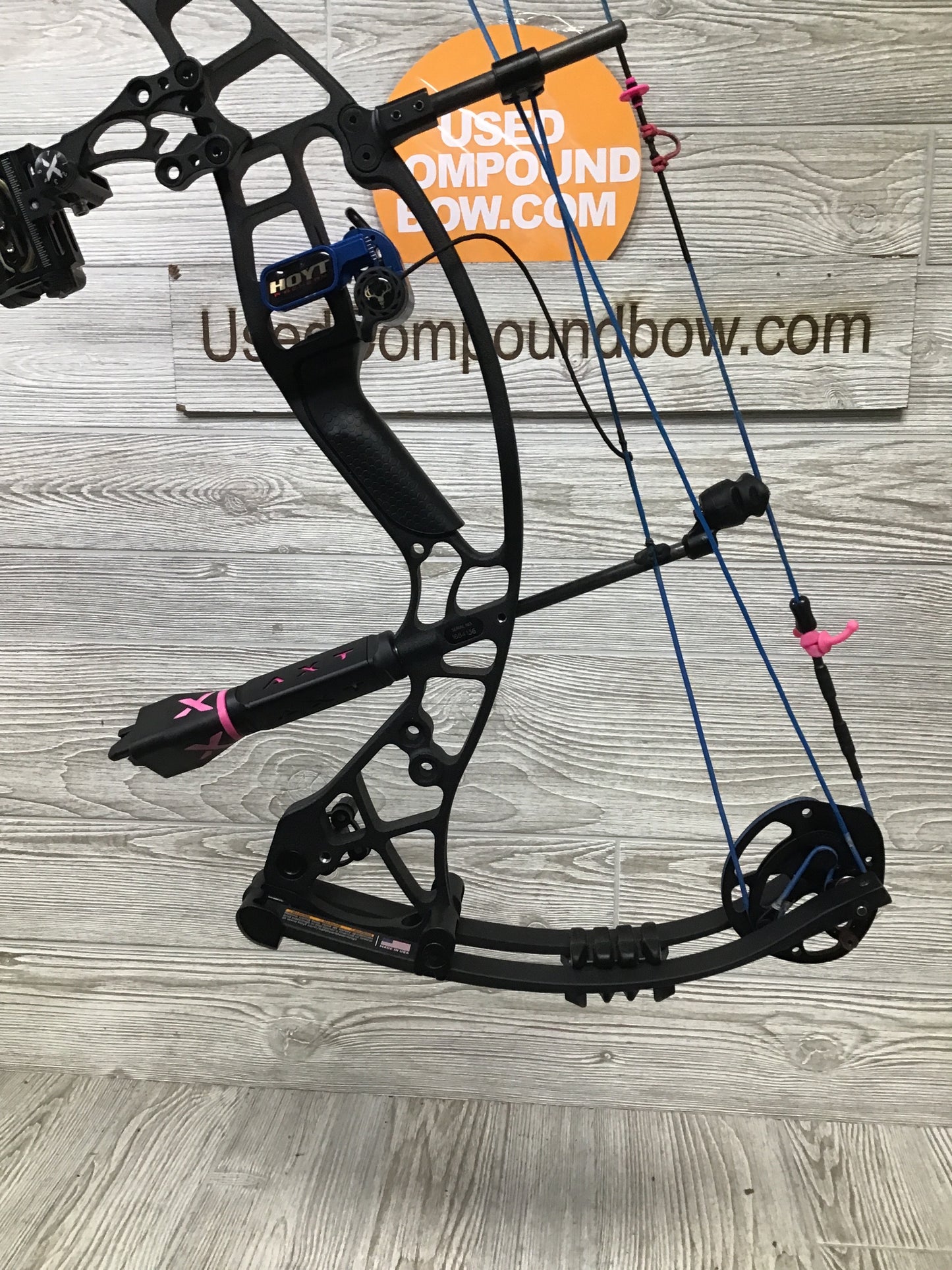 Hoyt Eclipse Left Handed package 24.5" 40-50# Black