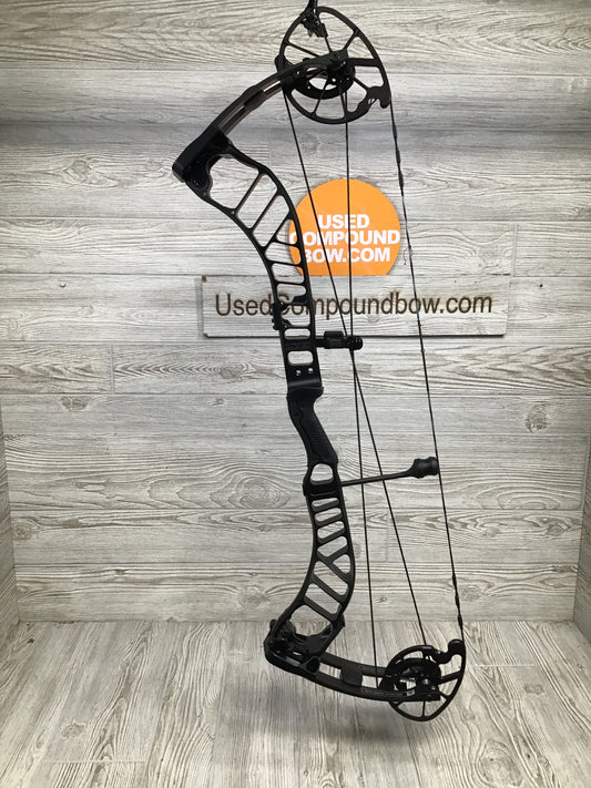 Brand New Prime RVX 4 Black 60-70# 26.5-30.5" Right Handed