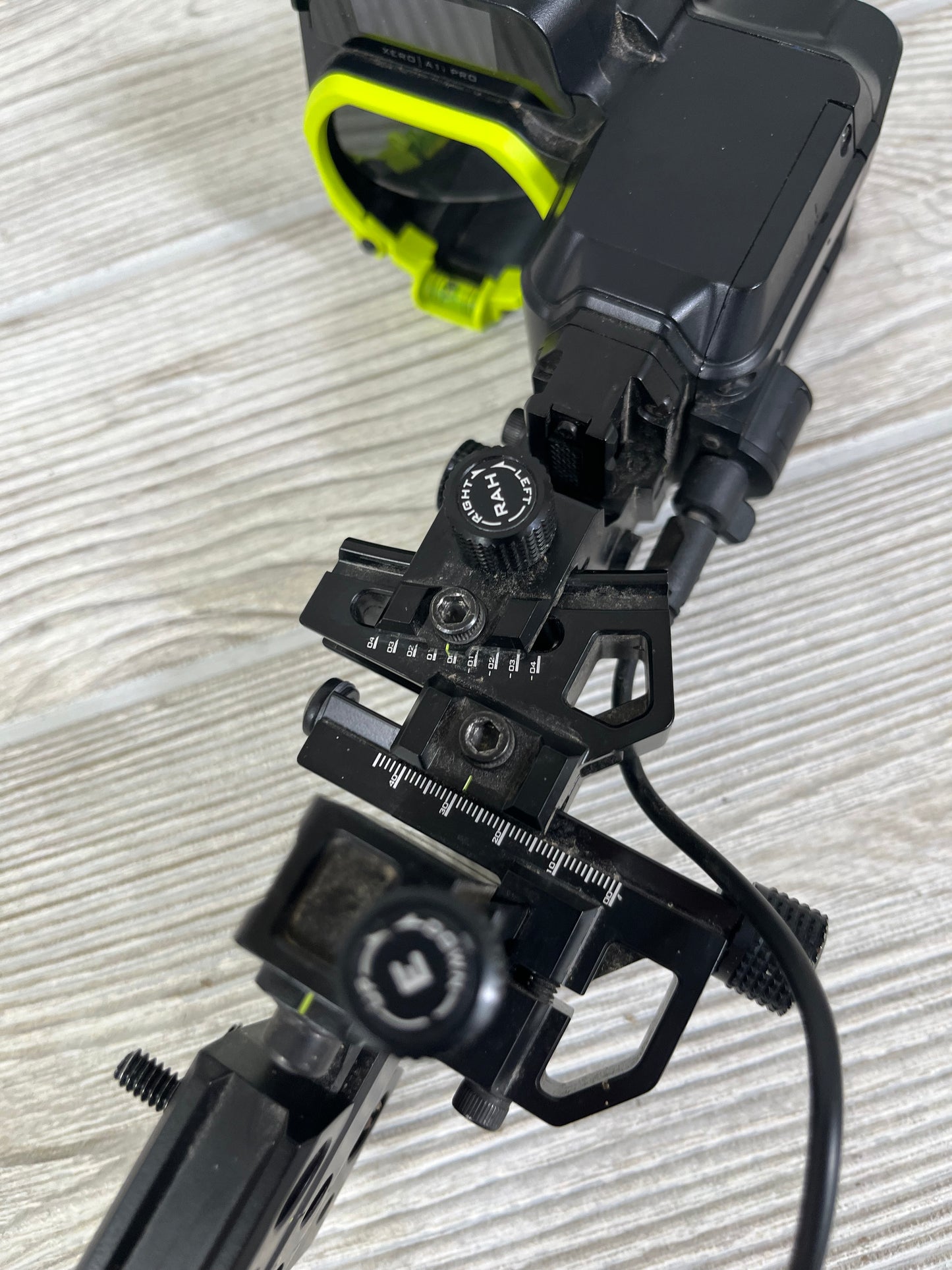 Garmin Xero A1i Pro Digital Bow Sight RH Side Mount Sight