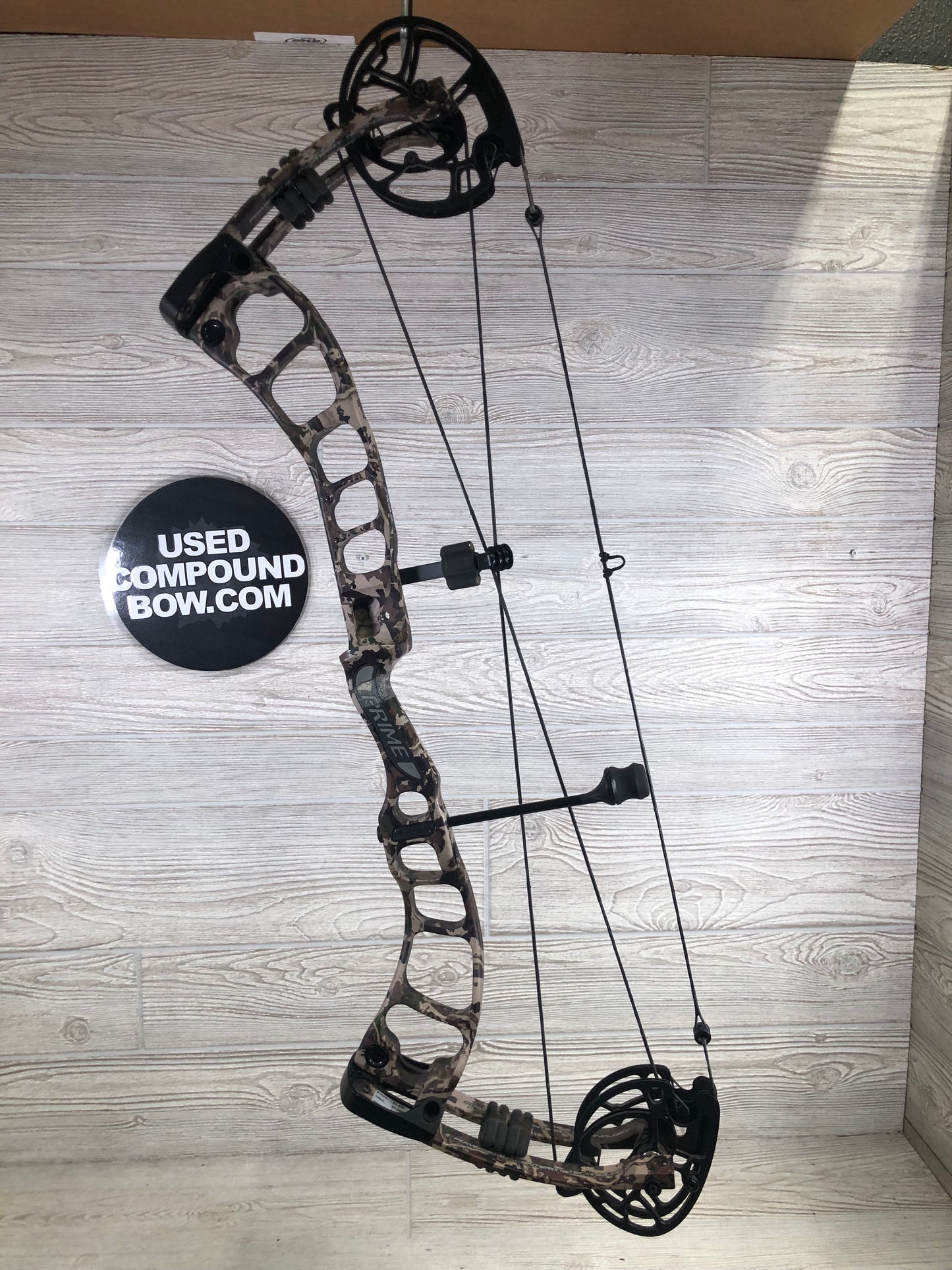 Prime Logic First Lite Camo RH 65lbs 28.5" Draw Bow