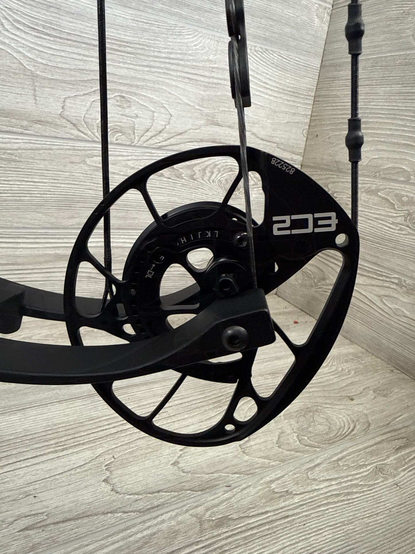 Used PSE Mach 33 DS EC2 25.5-31" 60-70lb Right Hand Clay Brown Custom