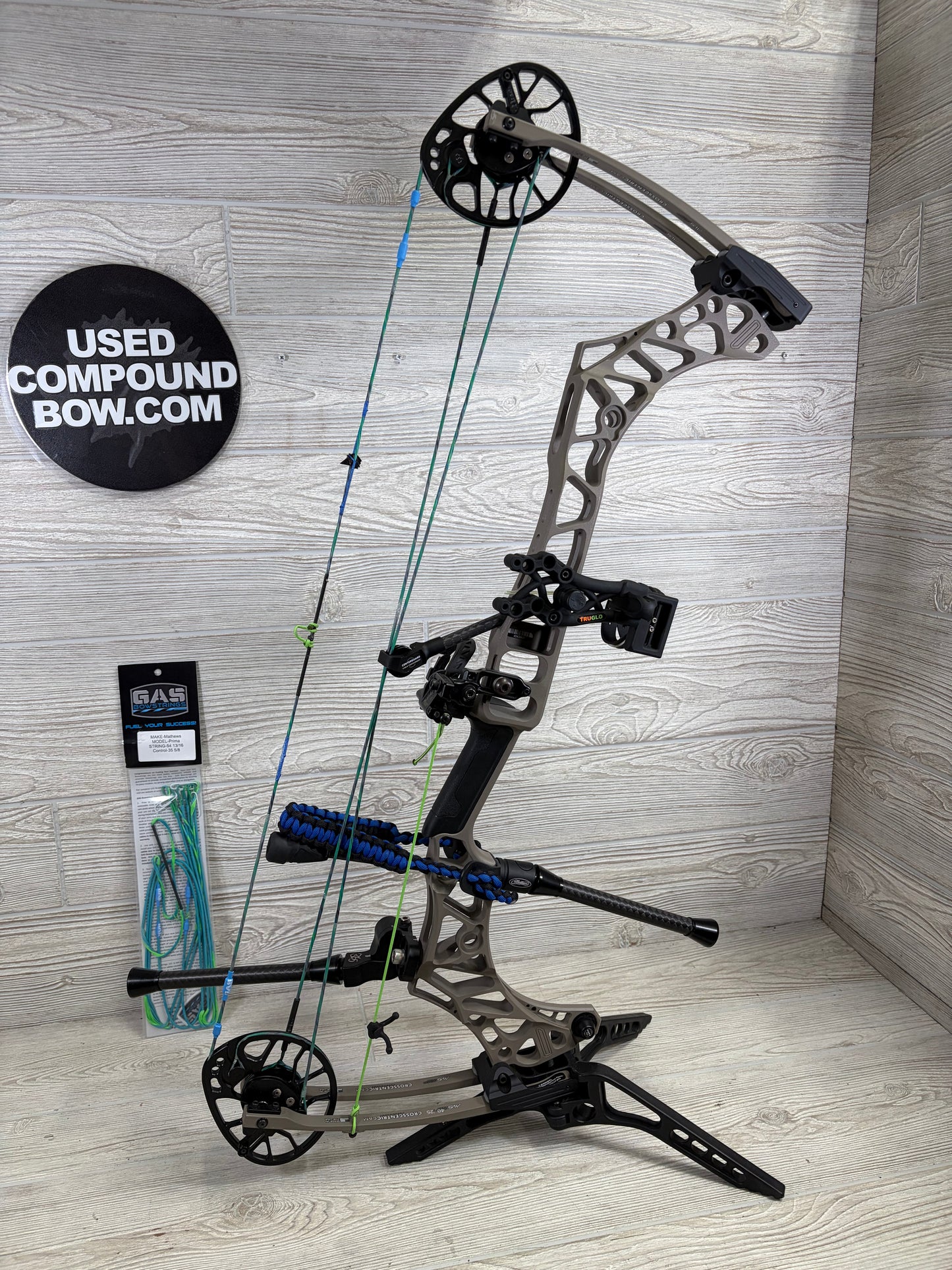 Mathews Prima Granite RH Bow Package 40# w Gas Bowstrings