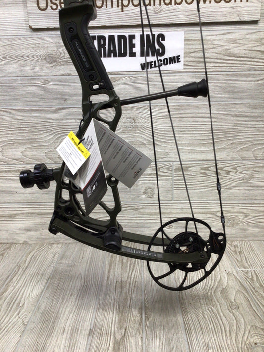 Bowtech Alliance 33 Right Handed 60-70# OD Green