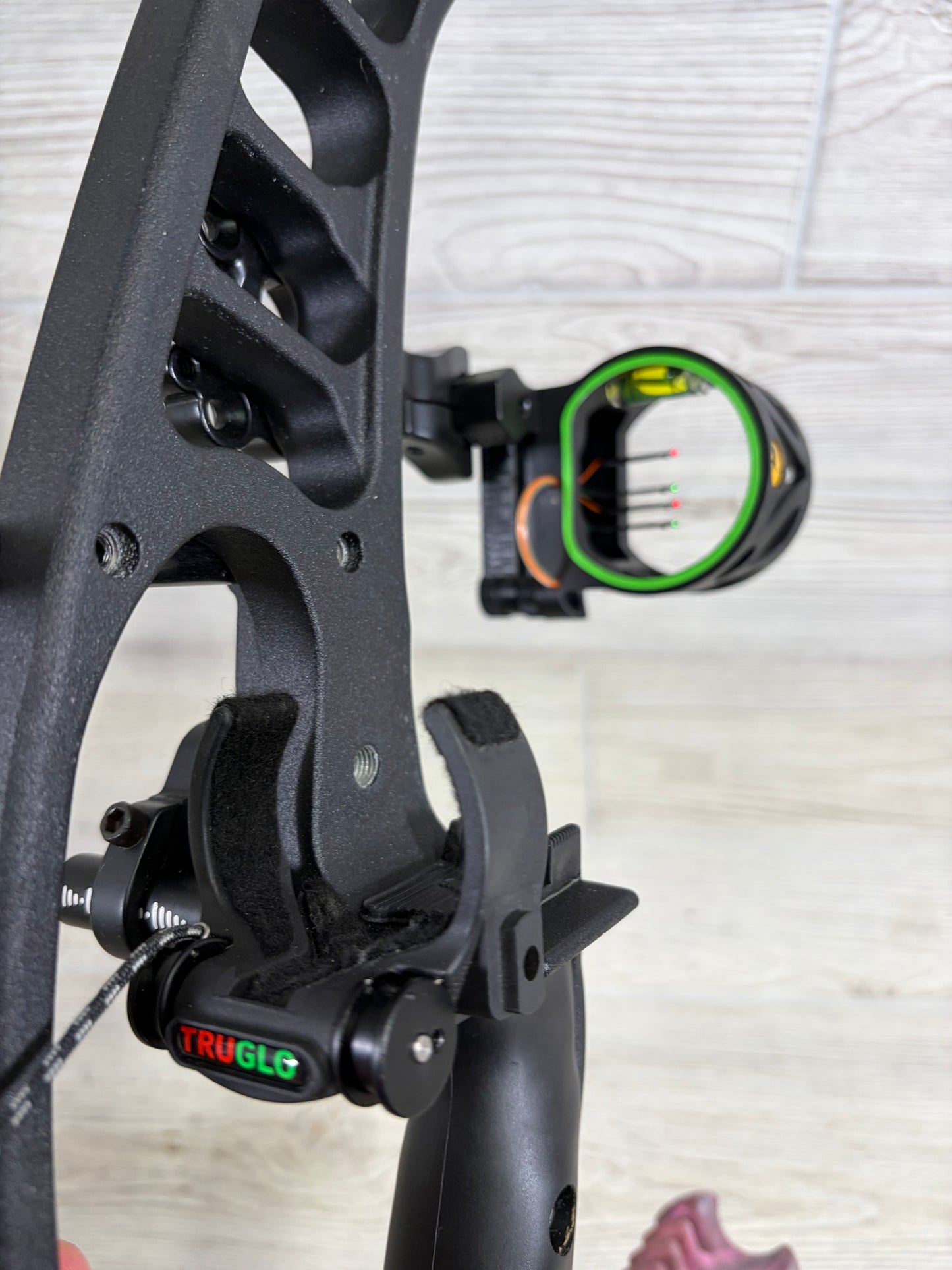 Used Hoyt Ignite Left Hand Package