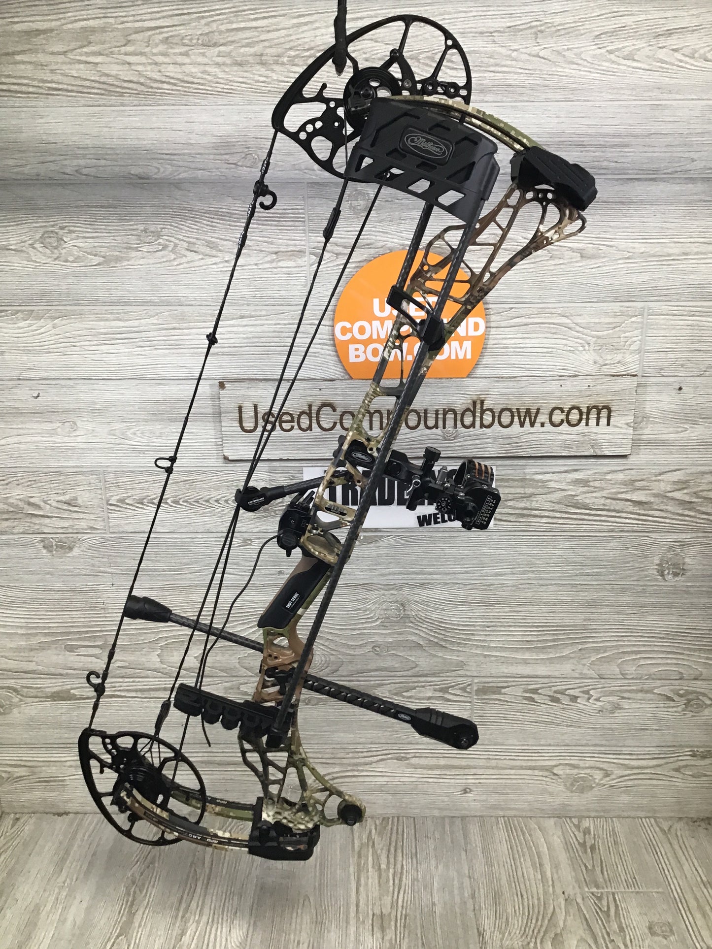 Used Mathews Lift X 29.5 Right Hand 28.5"/70# Sitka Subalpine LOADED Package