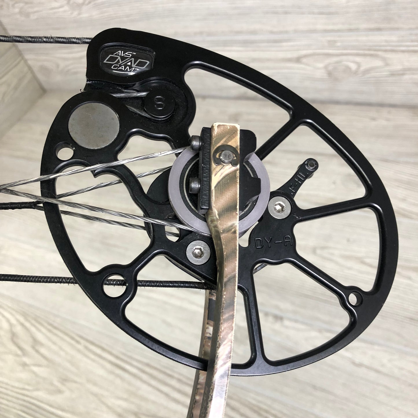Used Mathews Chill Right handed package 50# max limbs