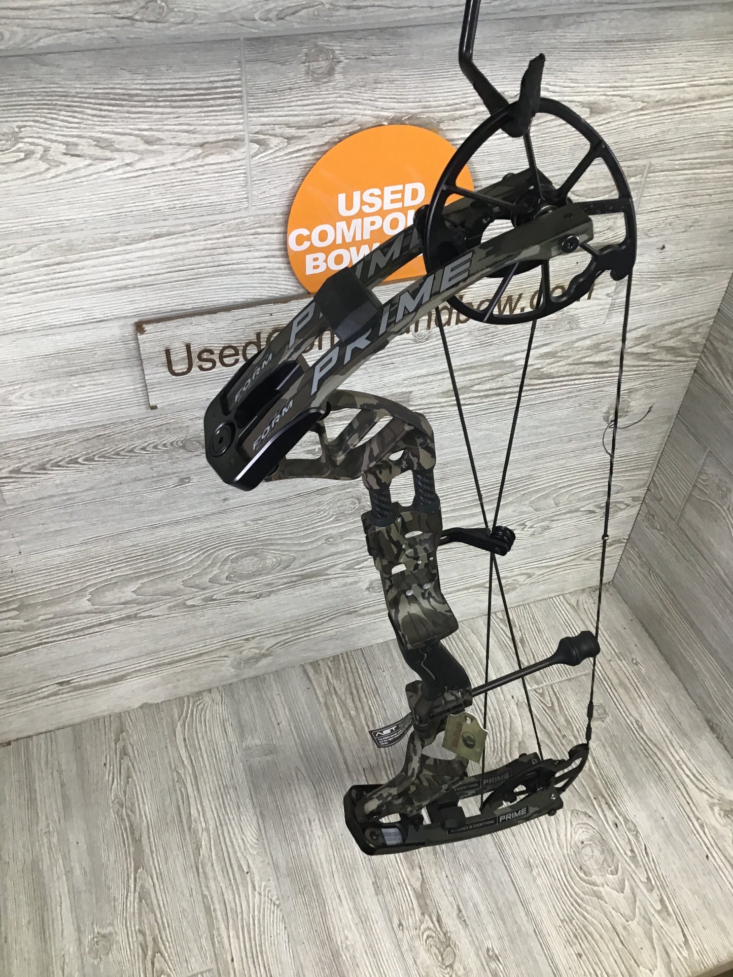 Prime Form 30 60-70 Mossy Oak Bottomlands 29" Right Handed