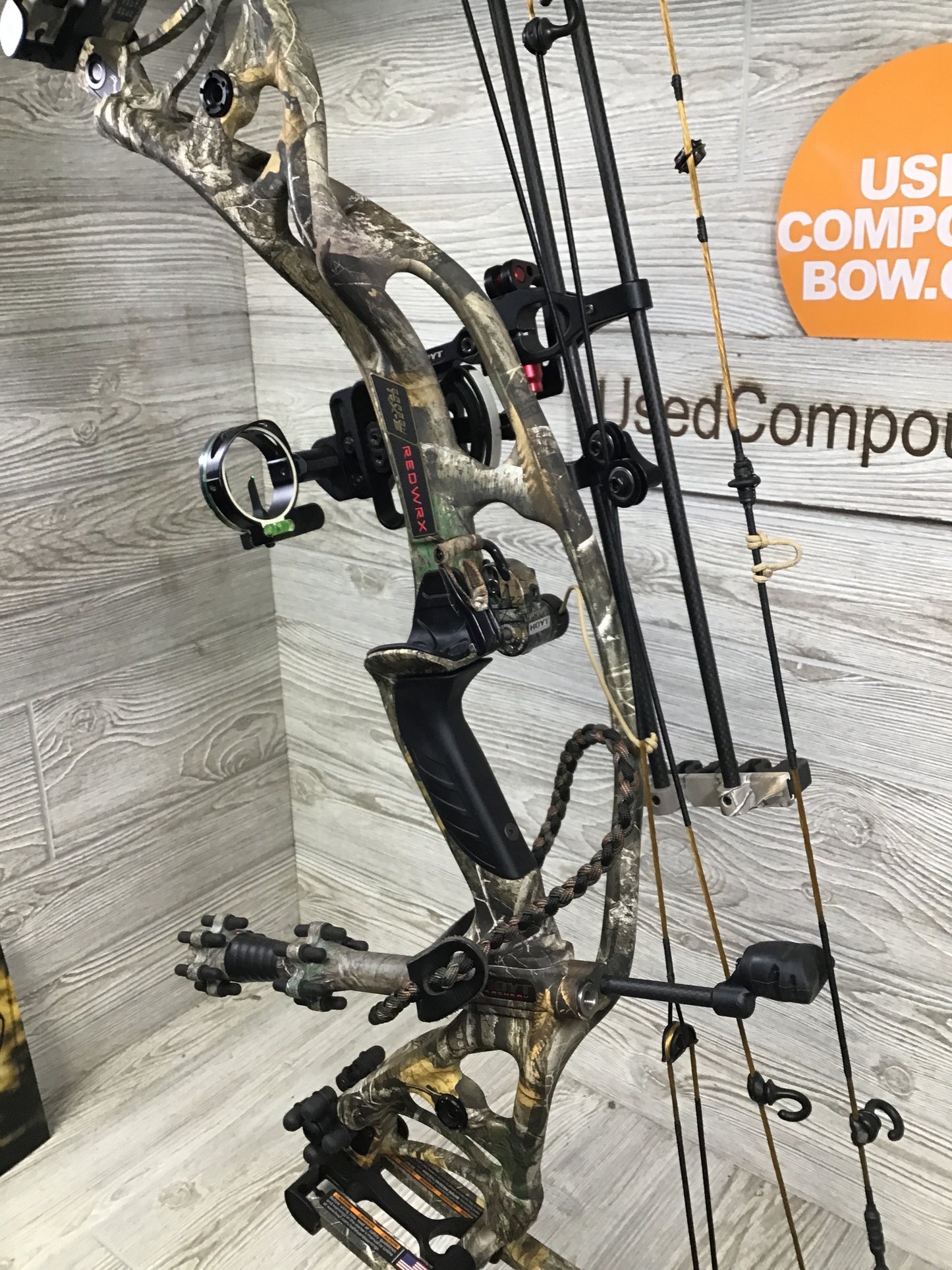 Used Hoyt Carbon RX-3 27-30 40-50# realtree Right handed package