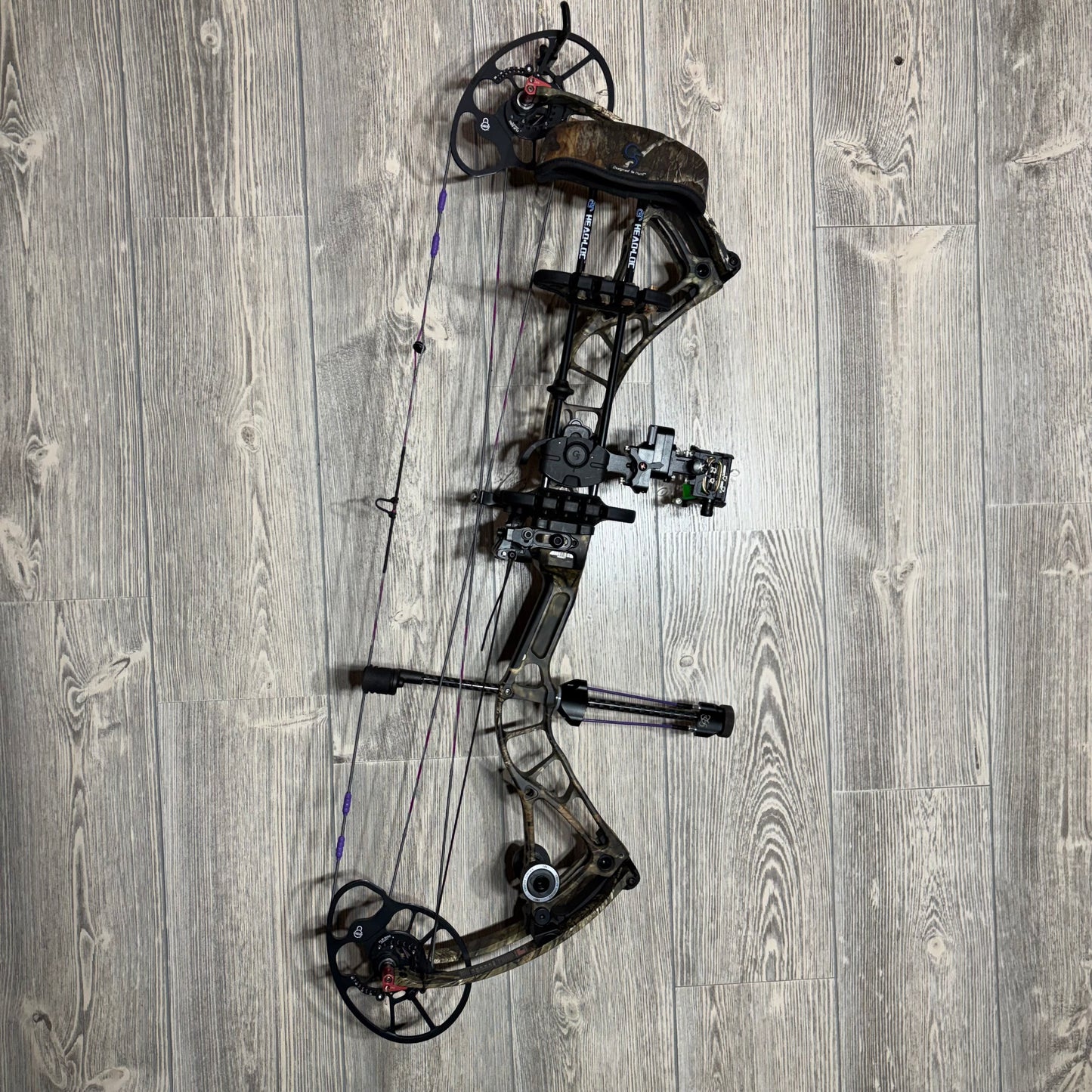 Used Bowtech Solution Mossy Oak 70lb Package RH