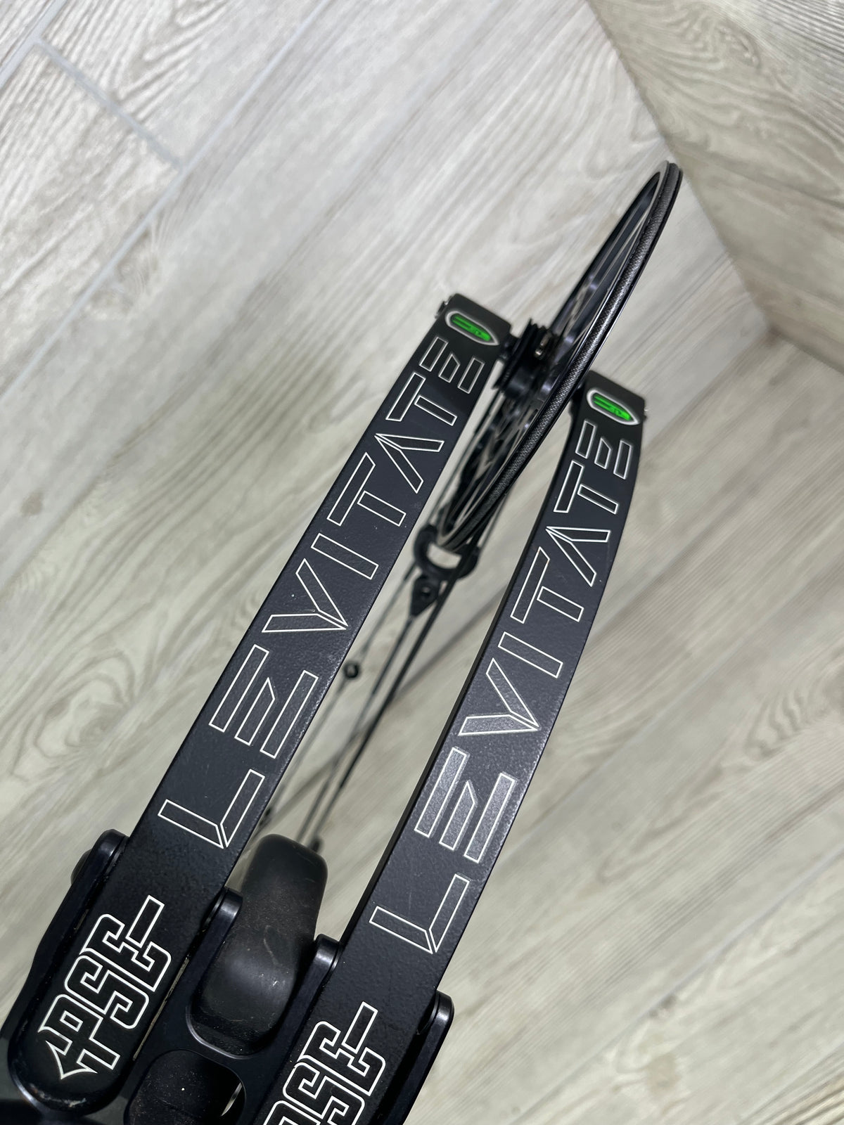 Used PSE Carbon Levitate Left Hand EC2 Cam Nock On edition Black