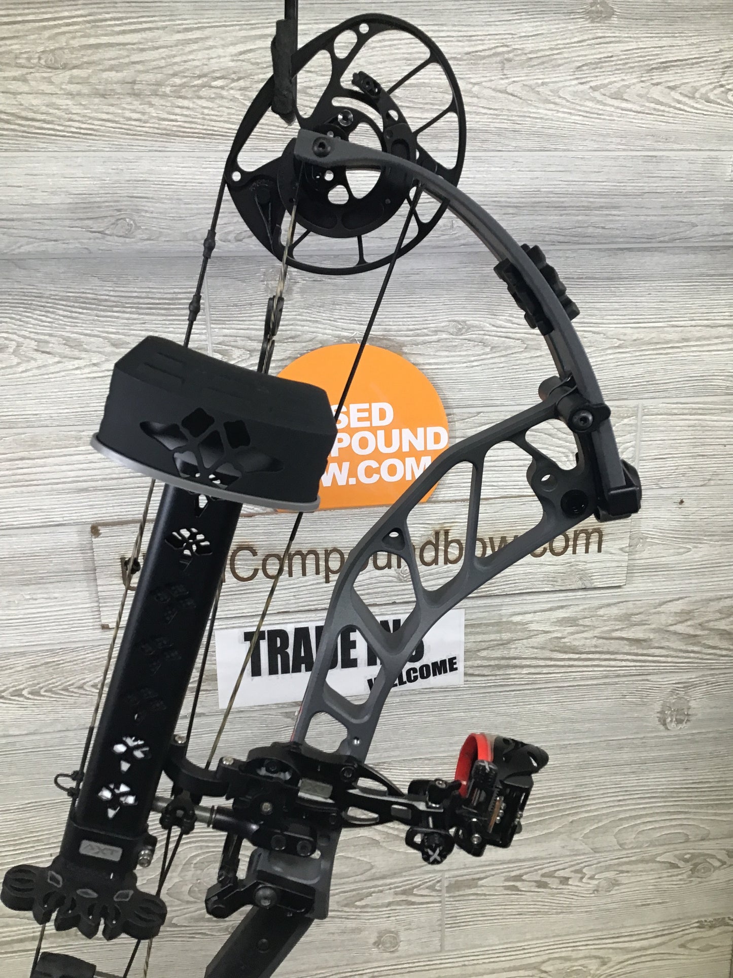 NEW IN BOX W/WARRANTY PSE OMEN - Charcoal - 70 - RH - EC2 Package