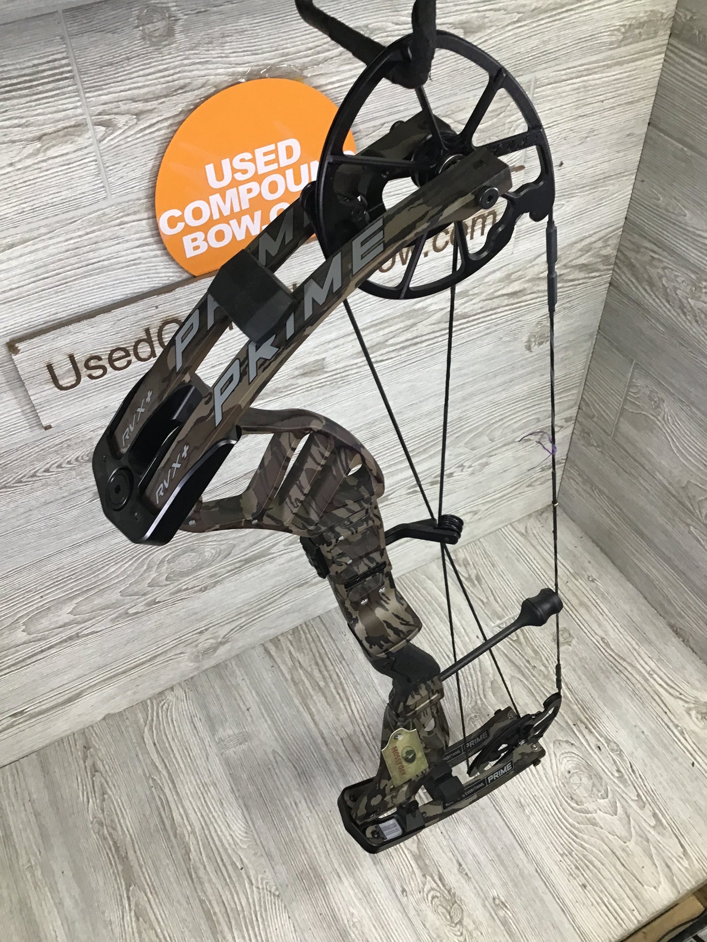 Brand New Prime RVX+ 32 60-70# 29" Mossy Oak Bottomlands