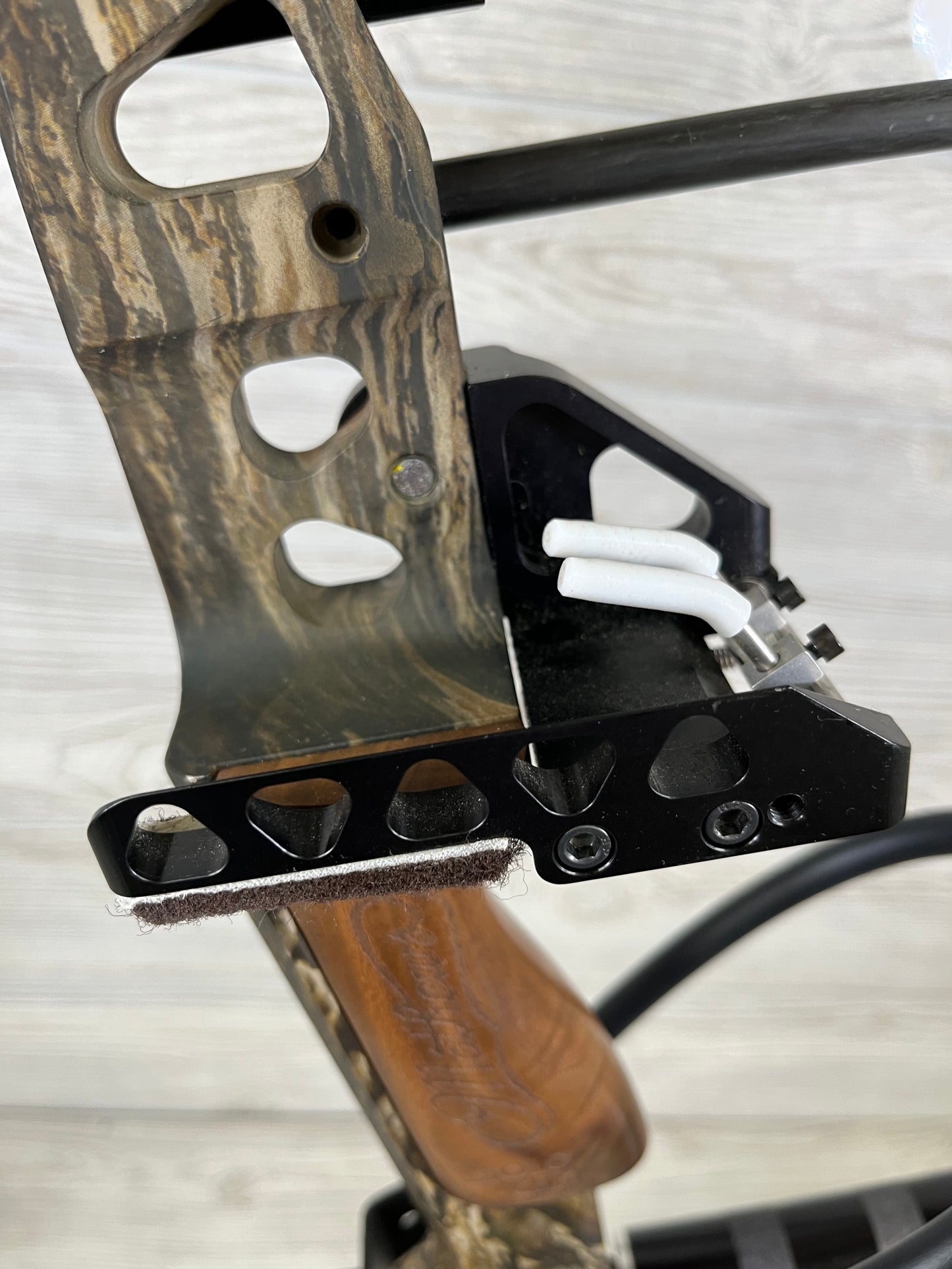 Used Mathews Conquest 2 29" 60lb Right Handed Bow Package