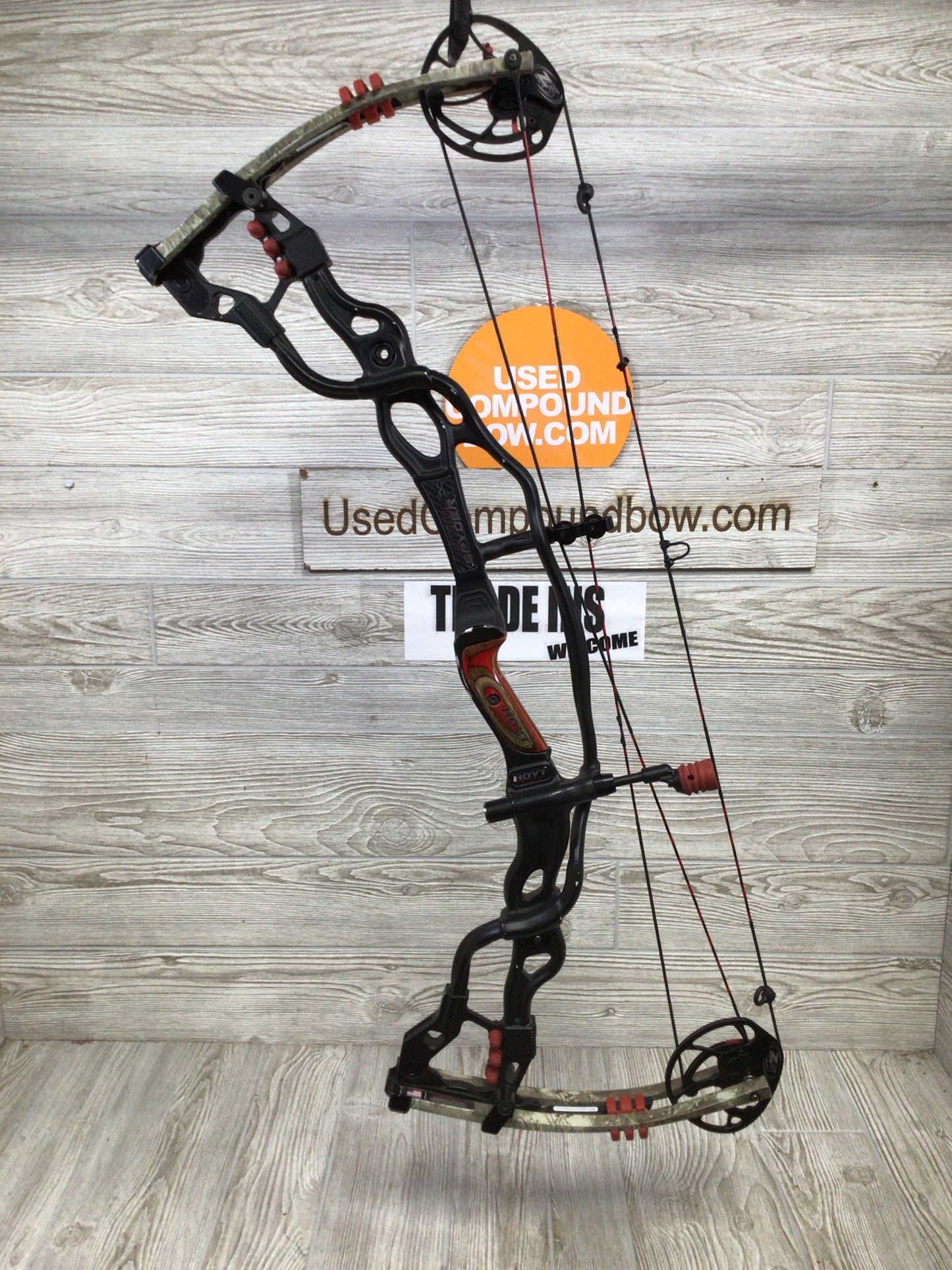 Hoyt Spyder Turbo Black/ Camo Limb Right Handed 70-80#