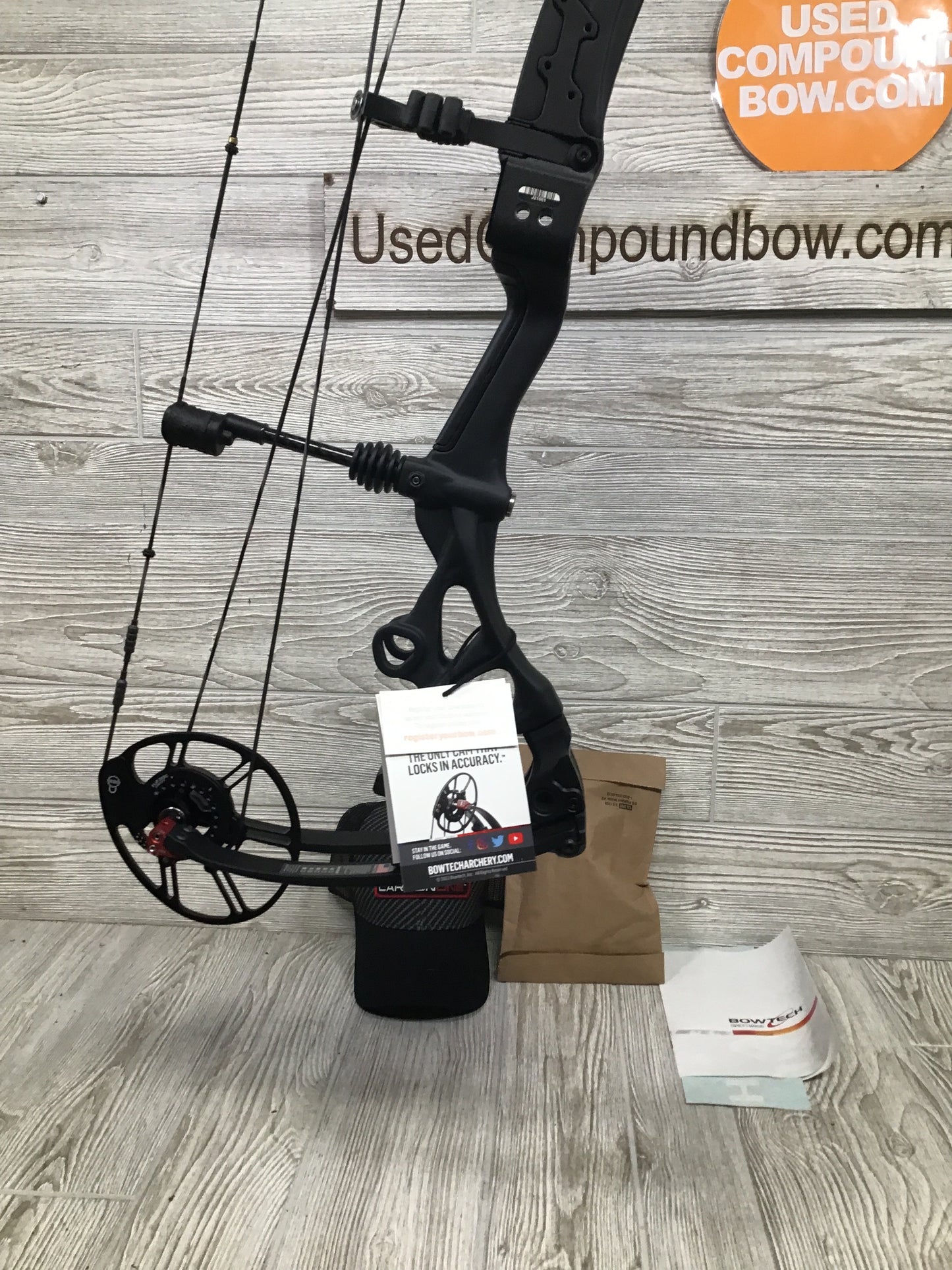 Bowtech Carbon One 60-70# Right Handed Black BRAND NEW W/WARRANTY