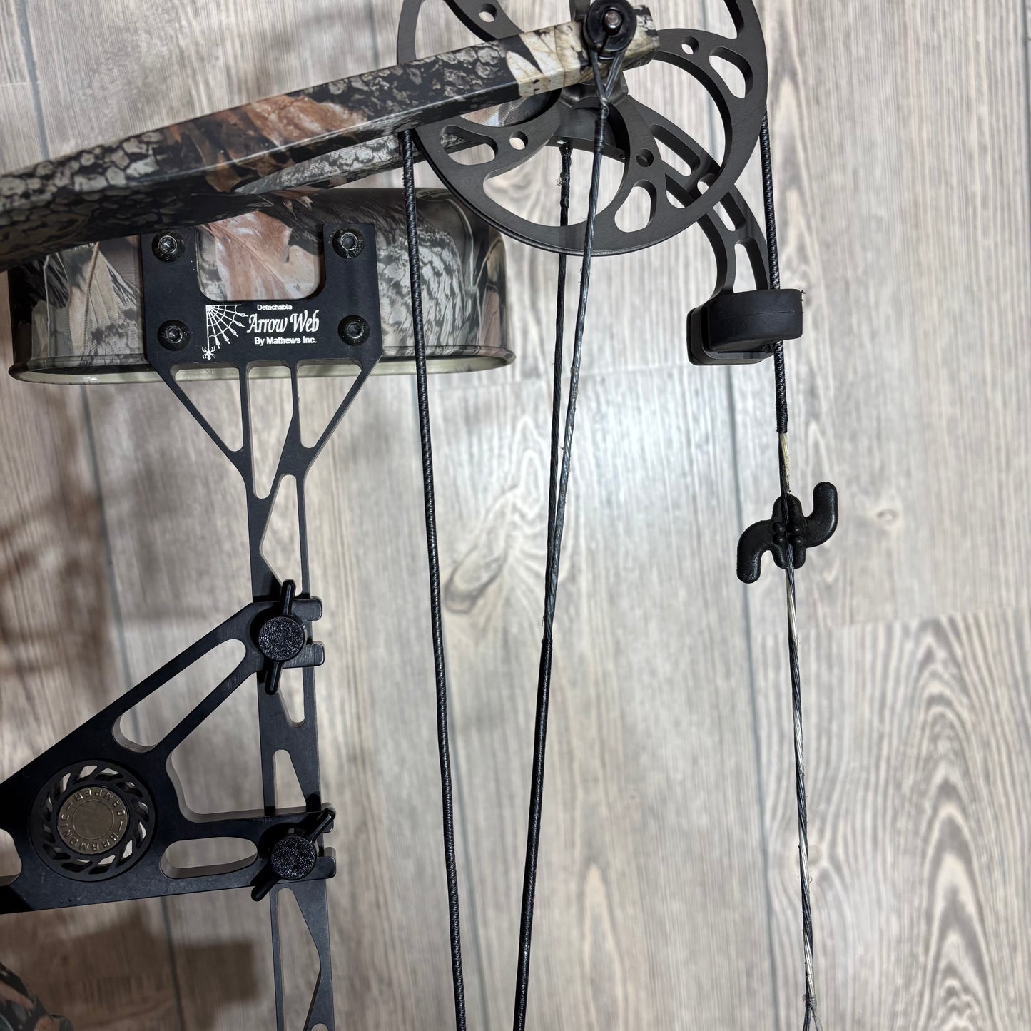 Used Mathews Switchback RH 26" 70lb Camo Package